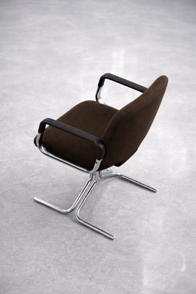 Mid Century Modern Duitse Stoelen Van Bruin Stof En Aluminium Door Herbert Hirche Voor Mauser Werke Waldeck, Jaren 1970, Set Van 2 photo Meubels