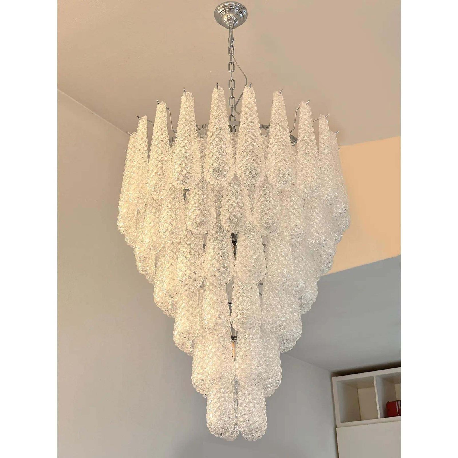 Mid Century Modern “Elegant Murano Glass ‘Conchiglie’ Chandelier – Venetian Masterpiece” photo for sale