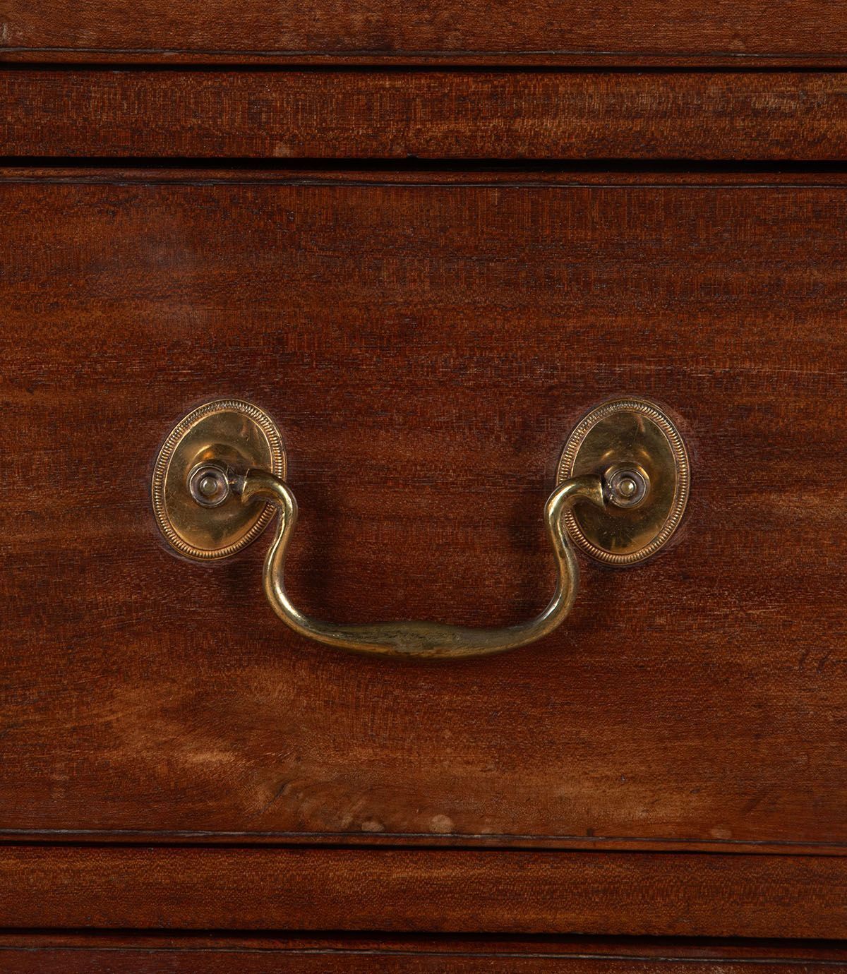 18th Century Mahogany Chest Of Drawers photo vinterior