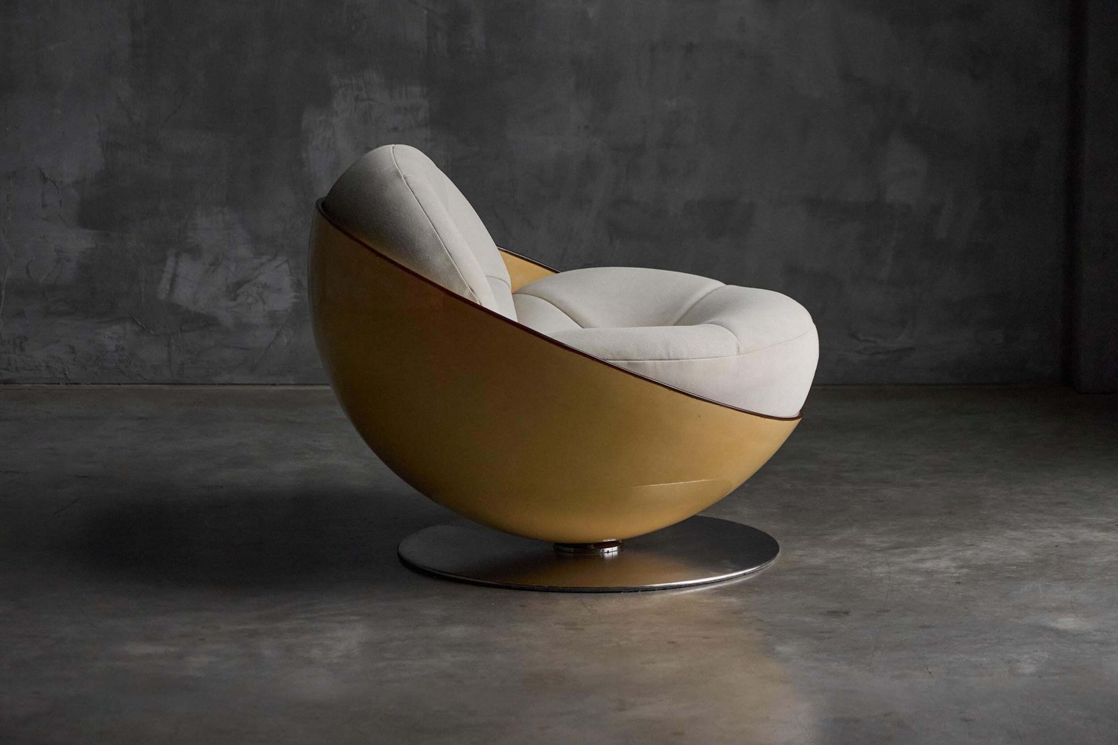 Esfera Lounge Chairs By Ricardo Fasanello, Brazil, Late 1960s photo buy