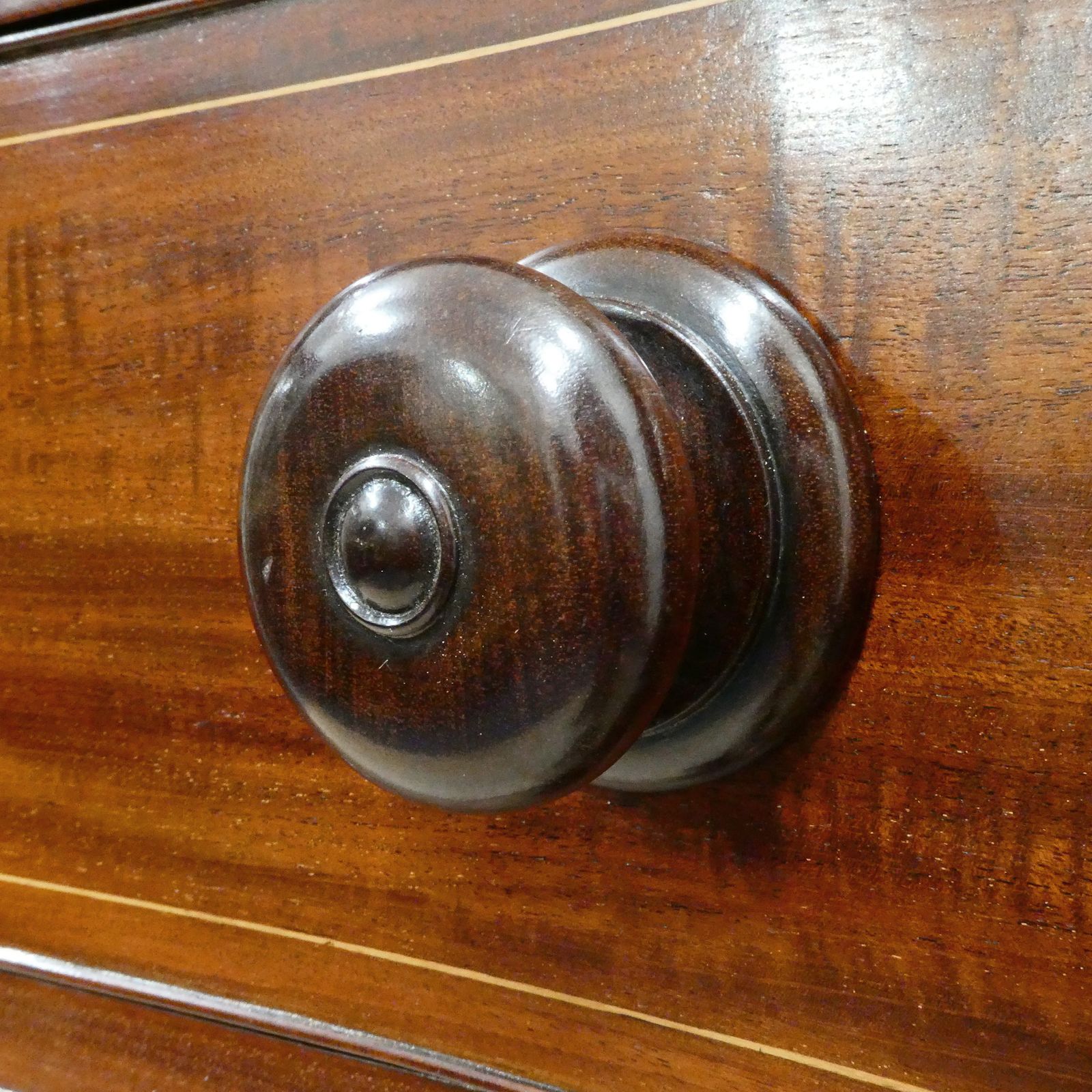 Georgian Mahogany Serpentine Fronted Chest Of Drawers Attributed To Gillows photo Furniture