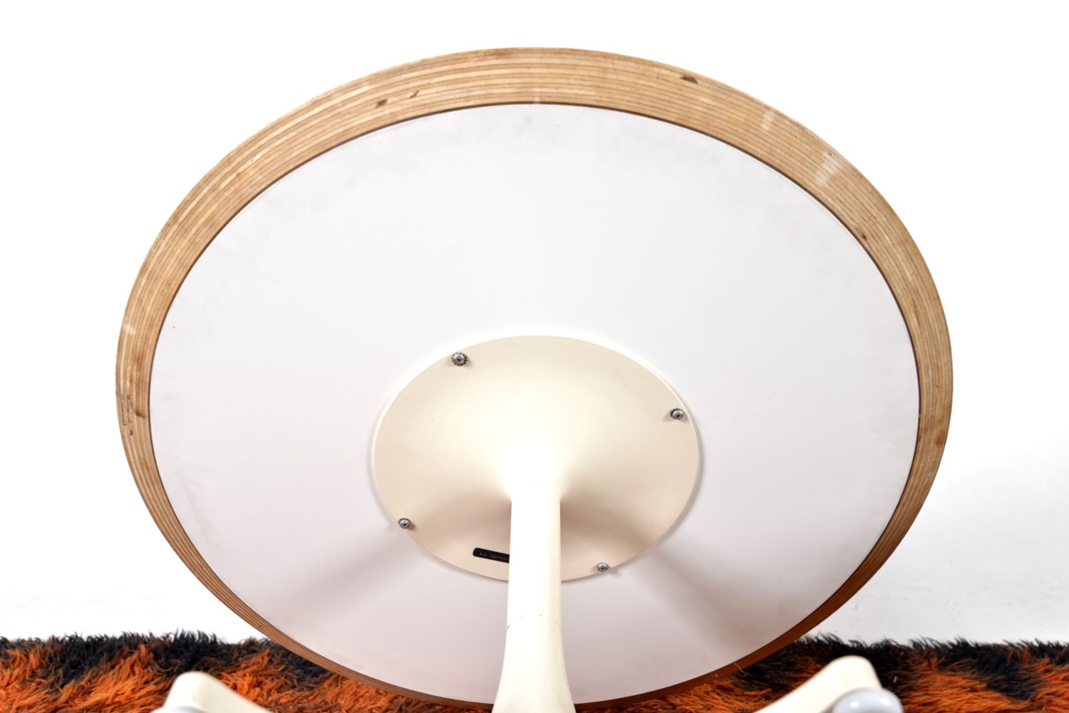1960s Midcentury White Low Pedestal Coffee Side Table By George Nelson For Herman Miller Model 5452 photo 595.0
