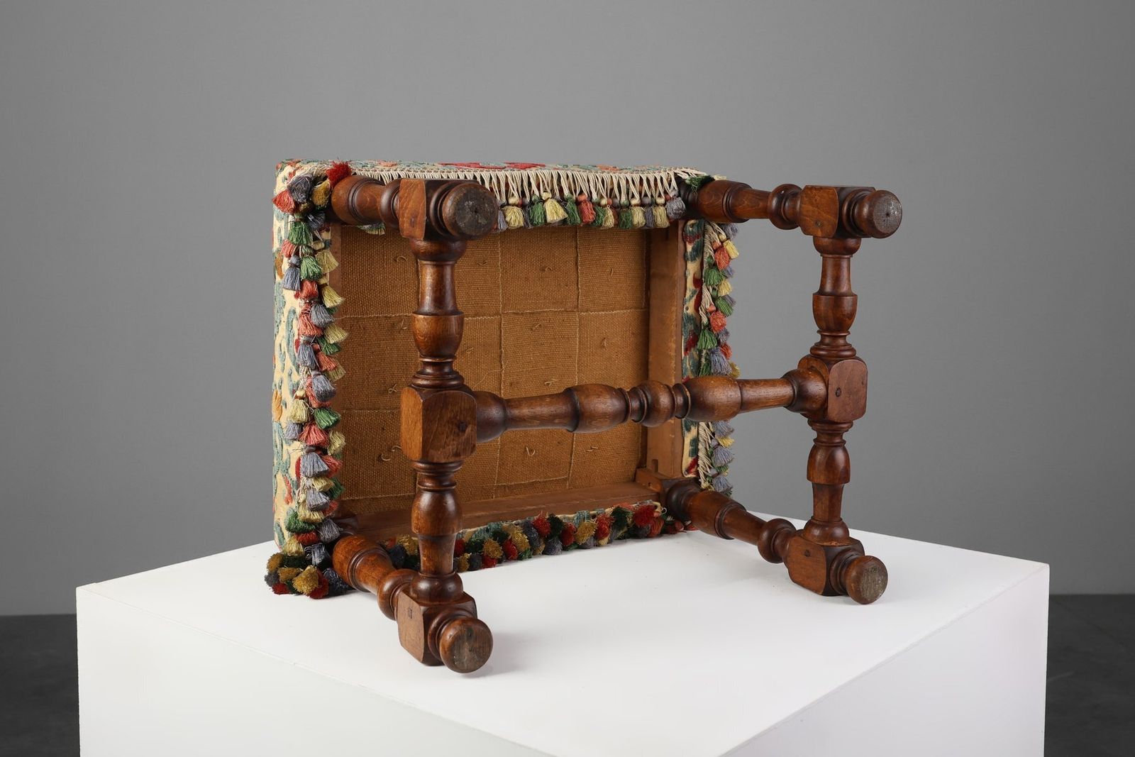 photo furniture Antique Wood And Fabric Ottoman, France, 1890s