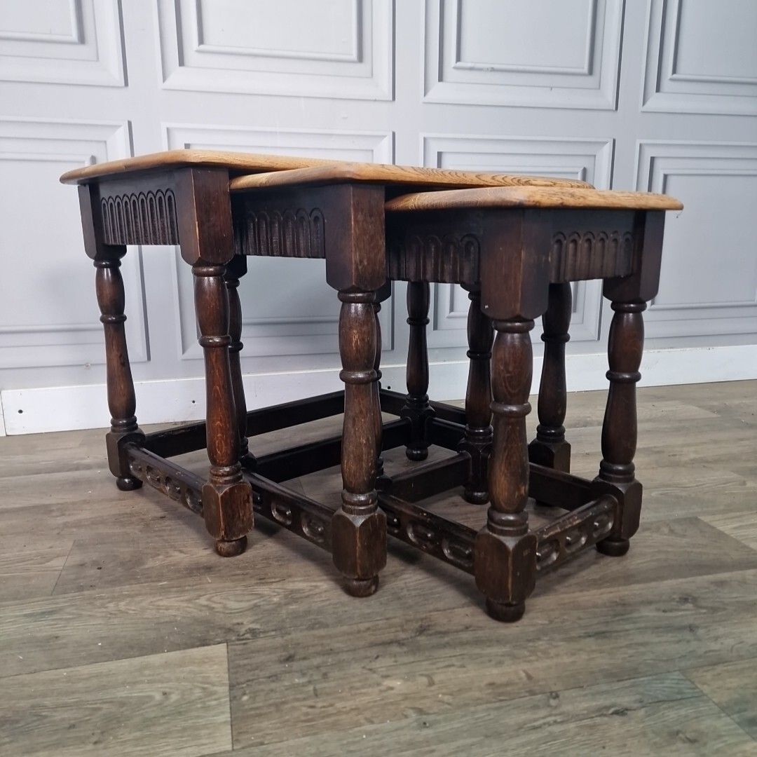 Vintage Nest Of Tables 3 Solid Oak Wooden Coffee Side Lamp Turned Wood Retro photo for sale