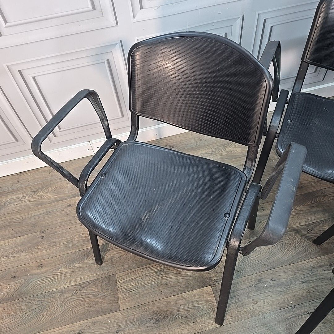 Furniture 5 Stacking Office Chairs Black Conference With Arms Guest Visitor Waiting Room photo