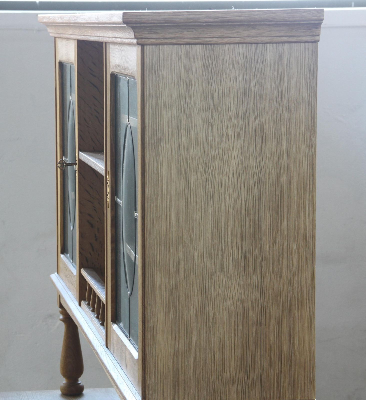 photo vintage Vintage 1970s Danish Brutalist Light Oak Dining Cabinet, Henning Kjærnulf Style