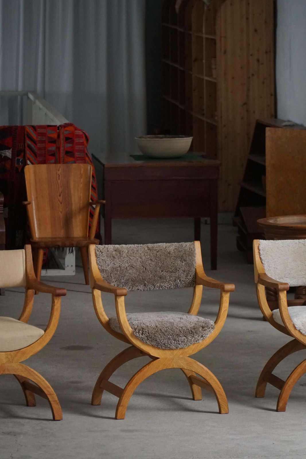 photo vinterior "Kurul" Armchair In Oak & Lambswool, Henning Kjærnulf, Mid Century Modern, 1960s