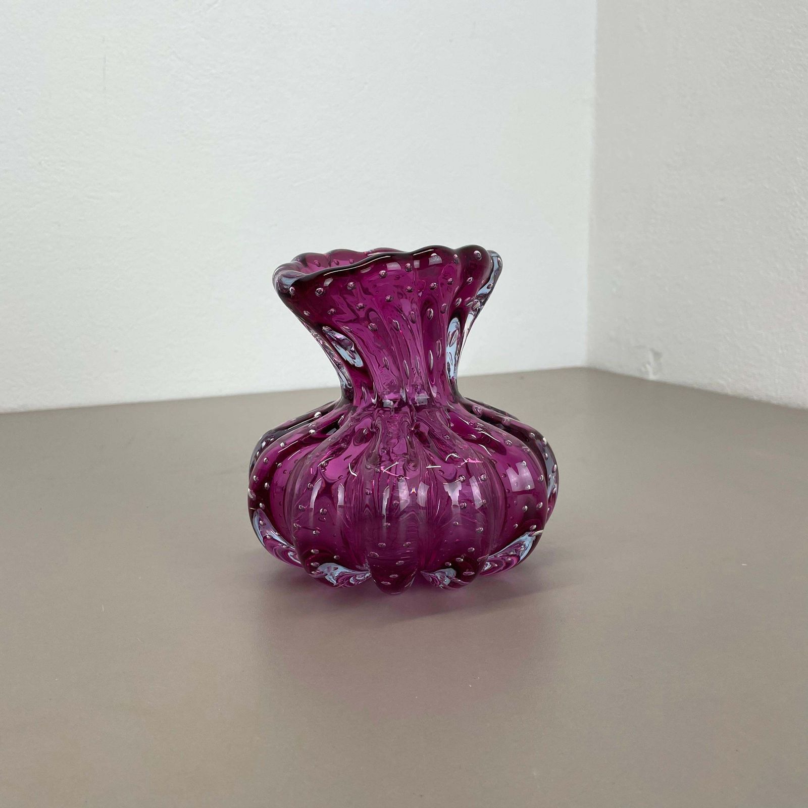 Pink Murano Glass Vase Element Cordonato D'oro By Barovier And Toso, Italy 1970s photo vinterior