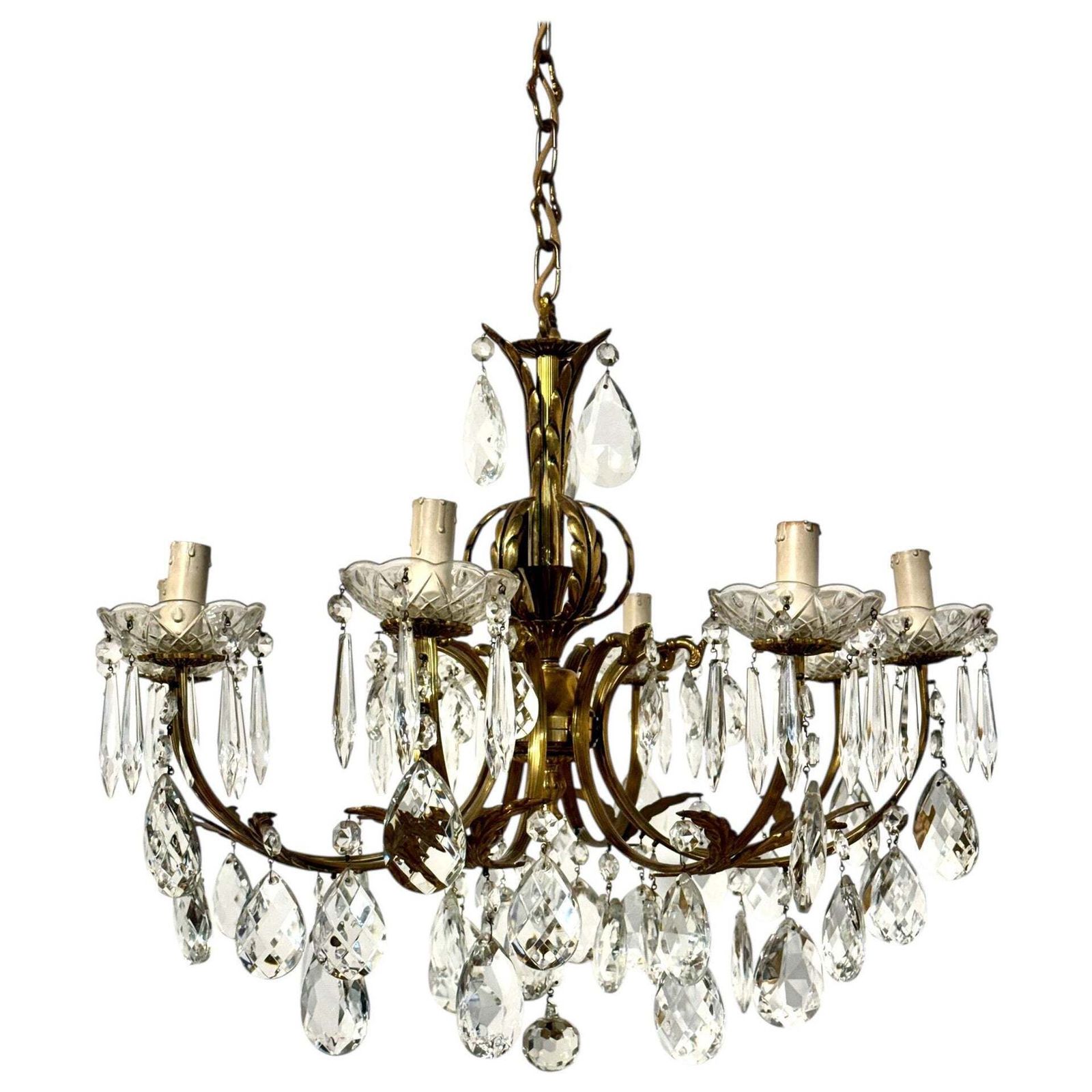 Late 19th Century Gilt Bronze And Crystal Eight Light Chandelier