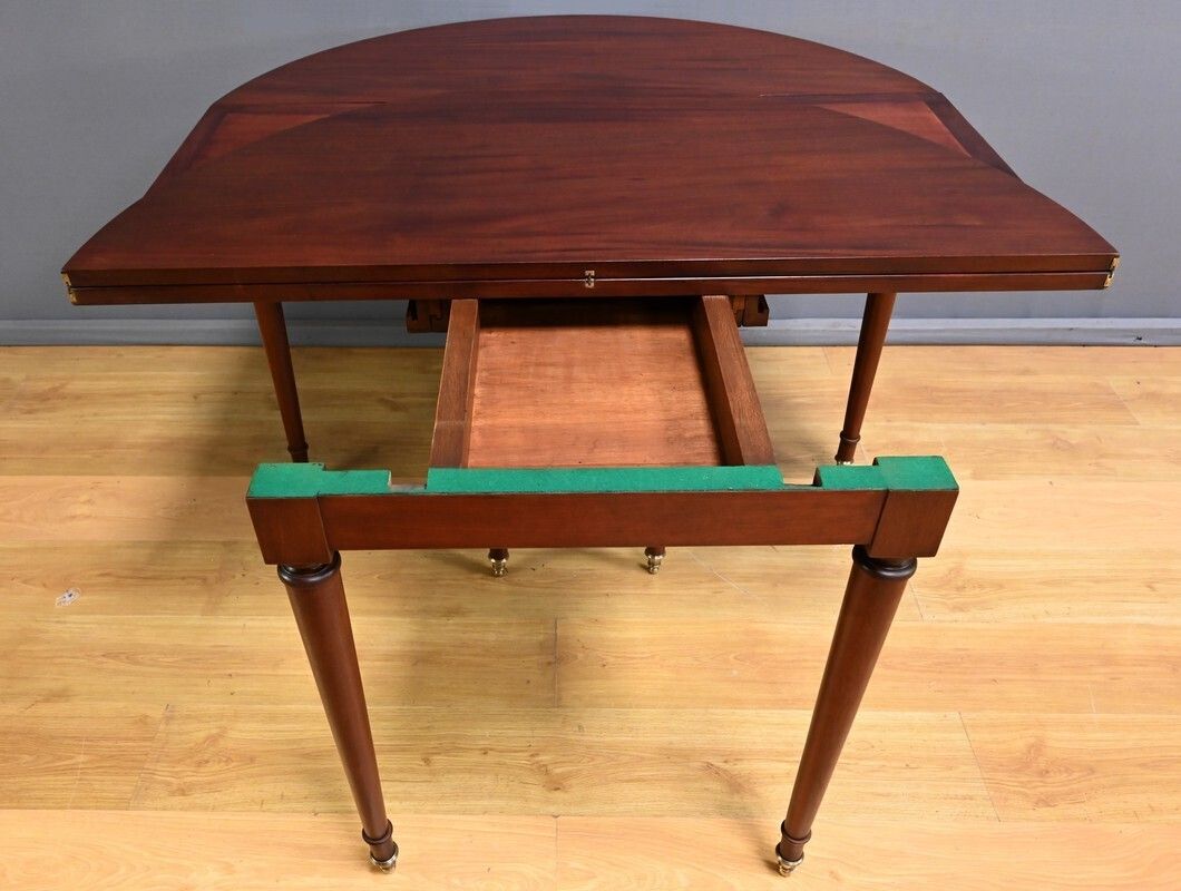 photo vintage Mahogany Half Moon Extending Table – Second Half Of The 19th Century