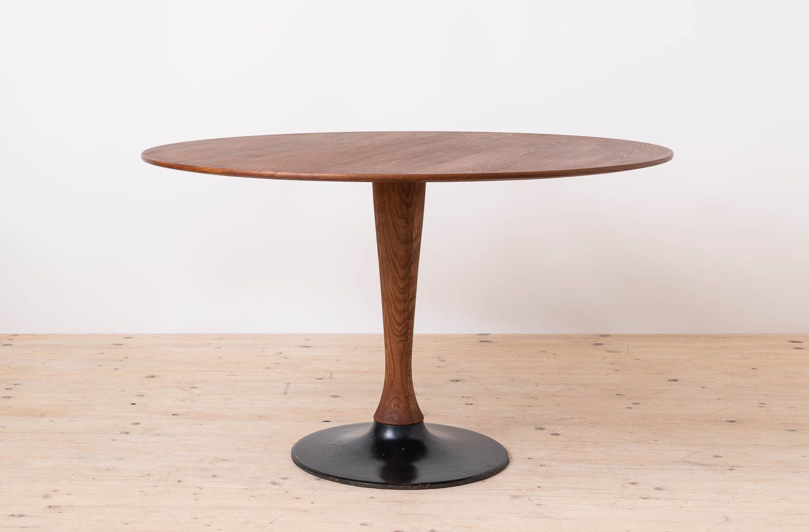 Mid Century Modern Dining Set, Round Table With 4 Fredrik Kayser Chairs No. 125b photo 6100.0