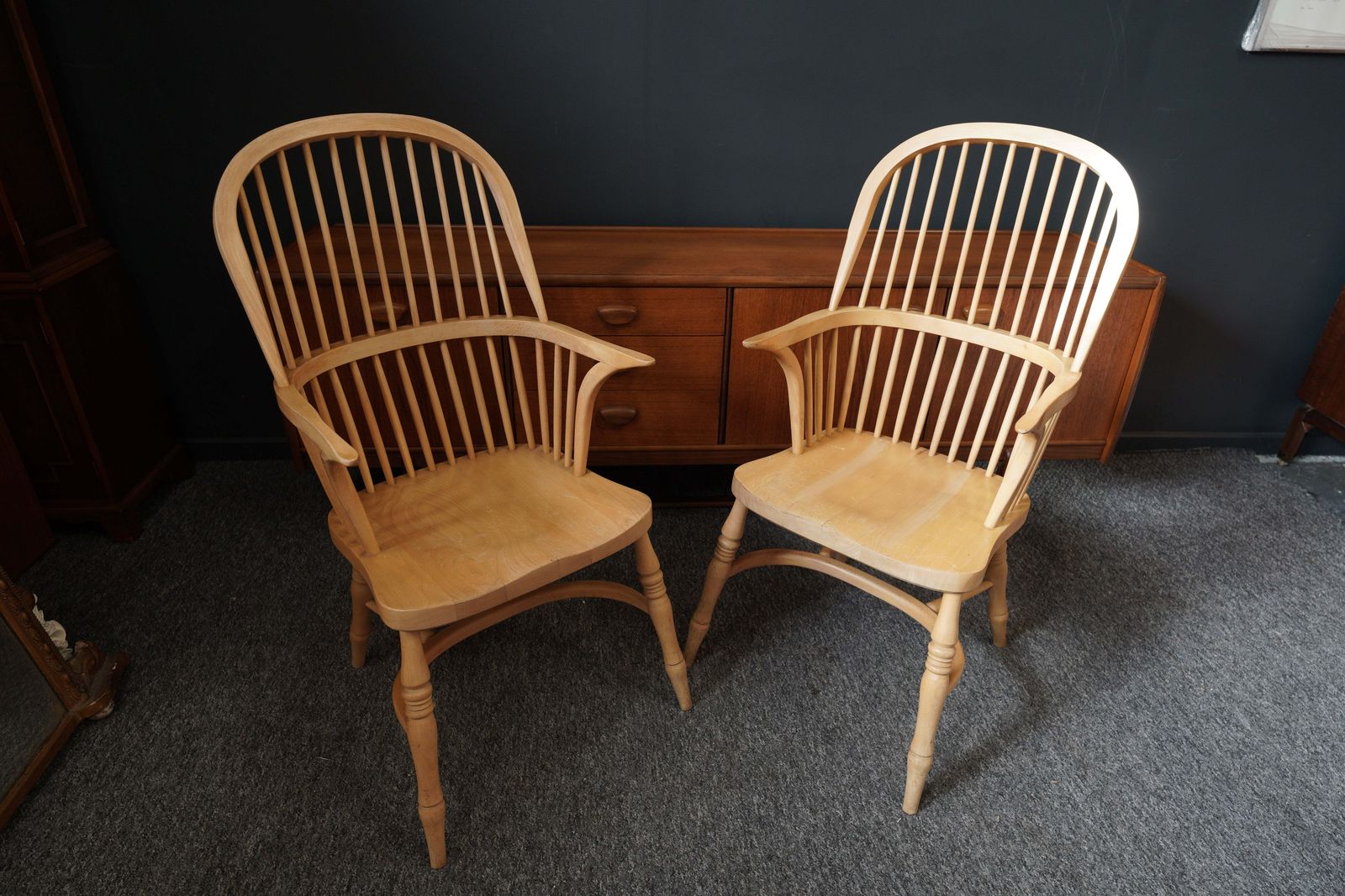 photo buy British Windsor Carver Armchairs In Solid Beech – United Kingdom, Mid 20th Century