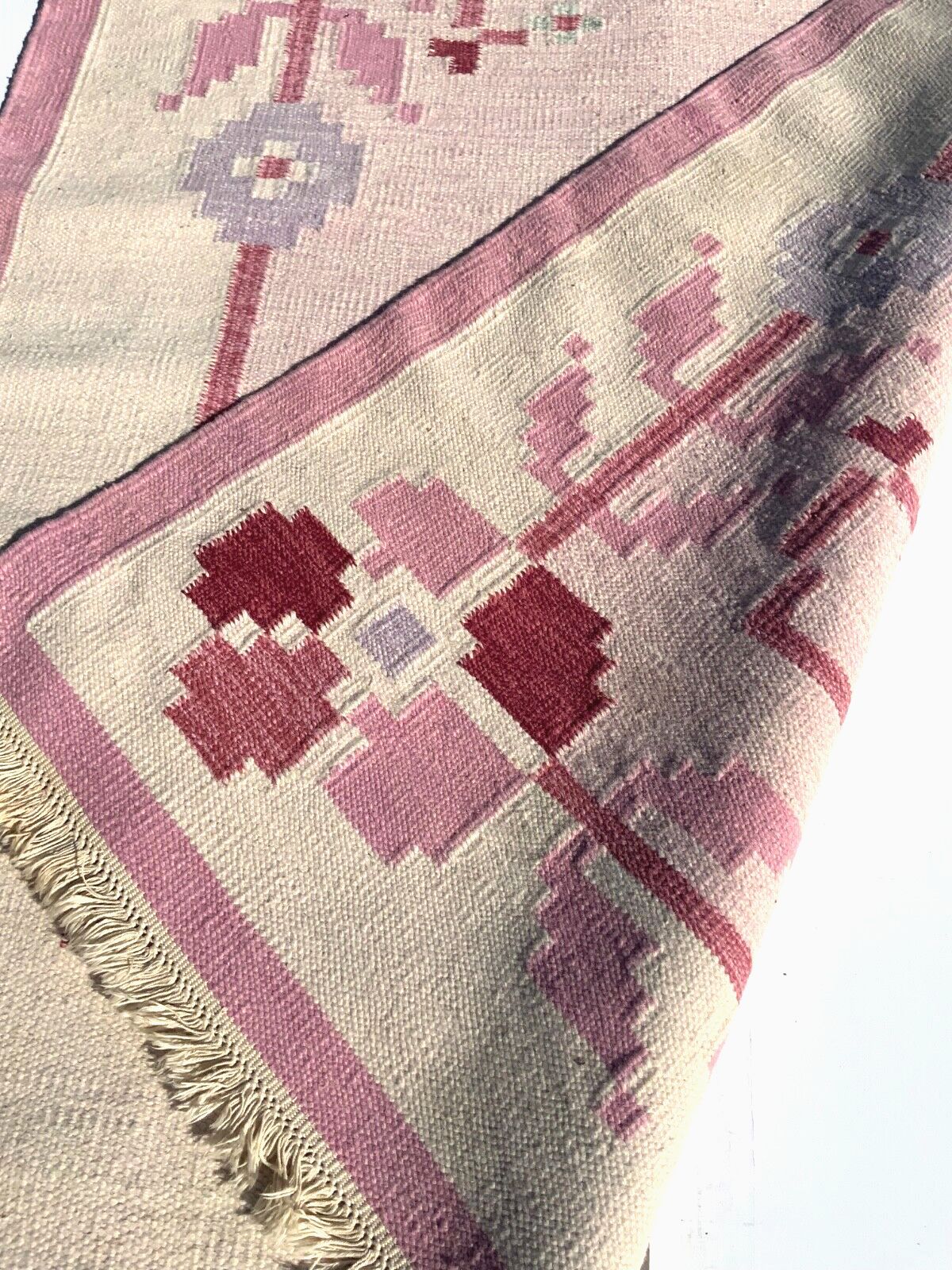 351.0 Swedish Pink Wool Rug Flat Weave Kilim Rölakan Rug 1960, Large 200cm X 140 Cm photo