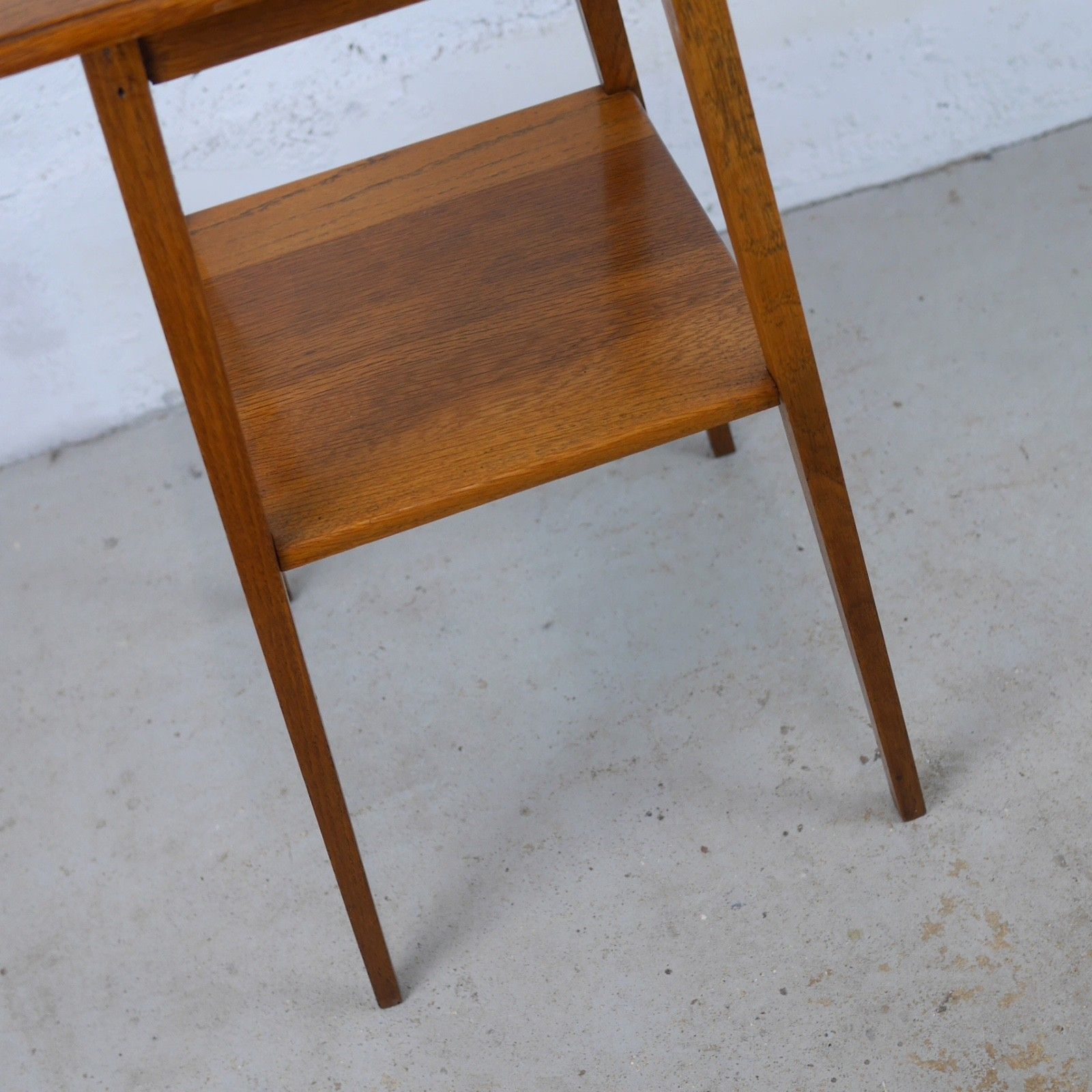 255.0 Antique Light Oak Arts & Crafts Two Tier Side Table Vintage #103120 photo
