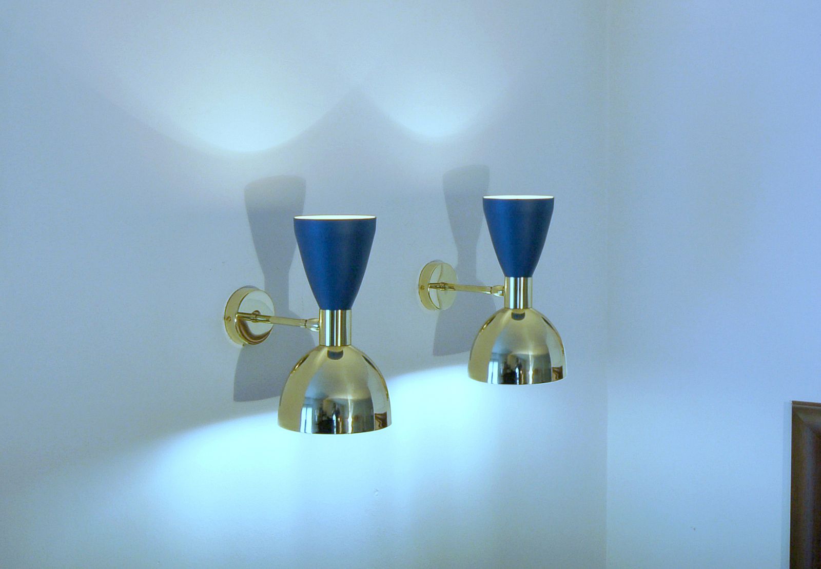 Pair Of Wall Lamp / Metal & Brass / Brass And Blue Opaque / Style '50 photo vintage