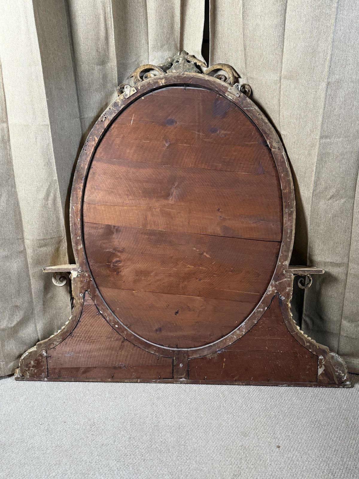 19th Century French Giltwood Oval Overmantel Mirror With Crest & Side Shelves photo 700.0