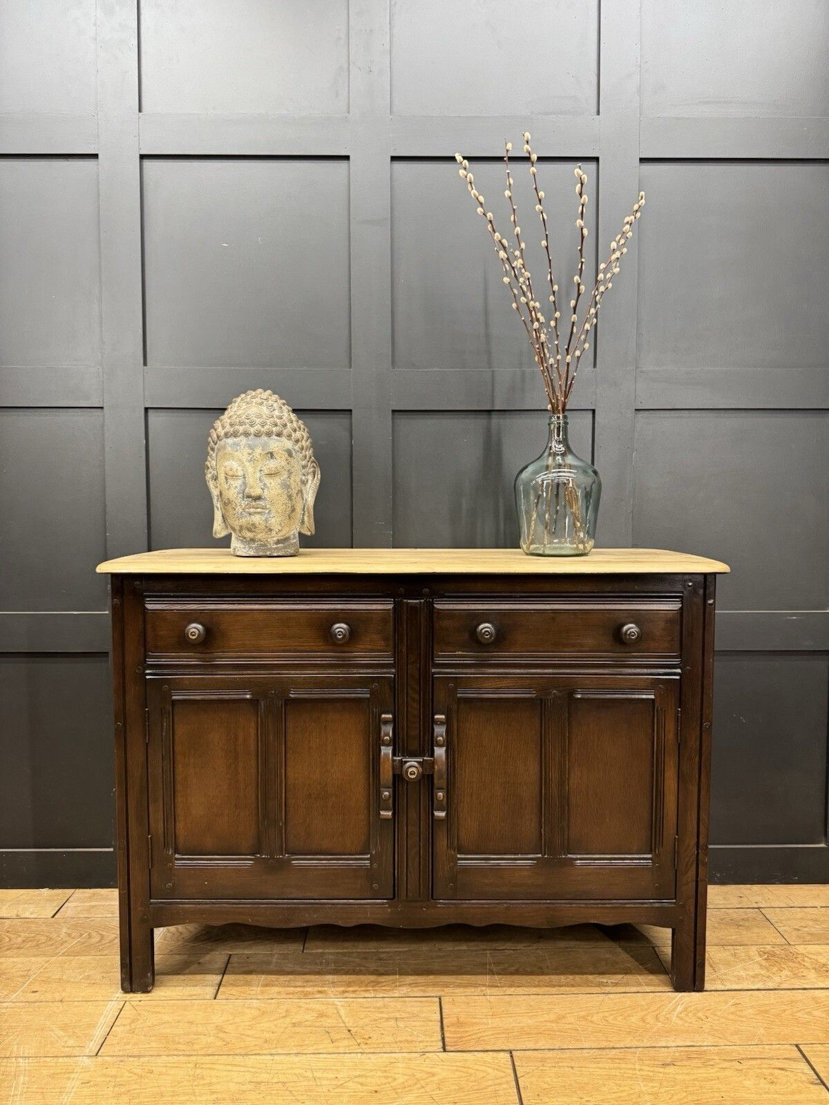 Ercol Elm Sideboard With Cupboard & Drawers Tv Stand 123cm