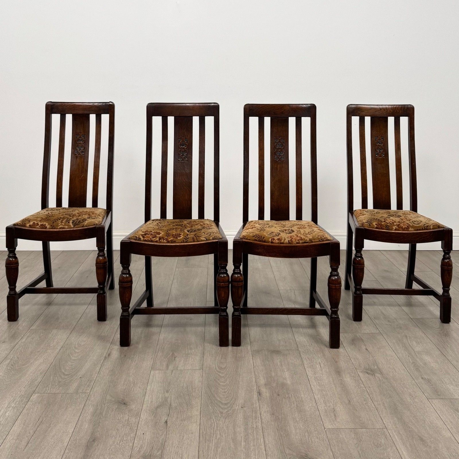 Antique 20th Century Good Quality Set Of 4 Oak Dining Chairs