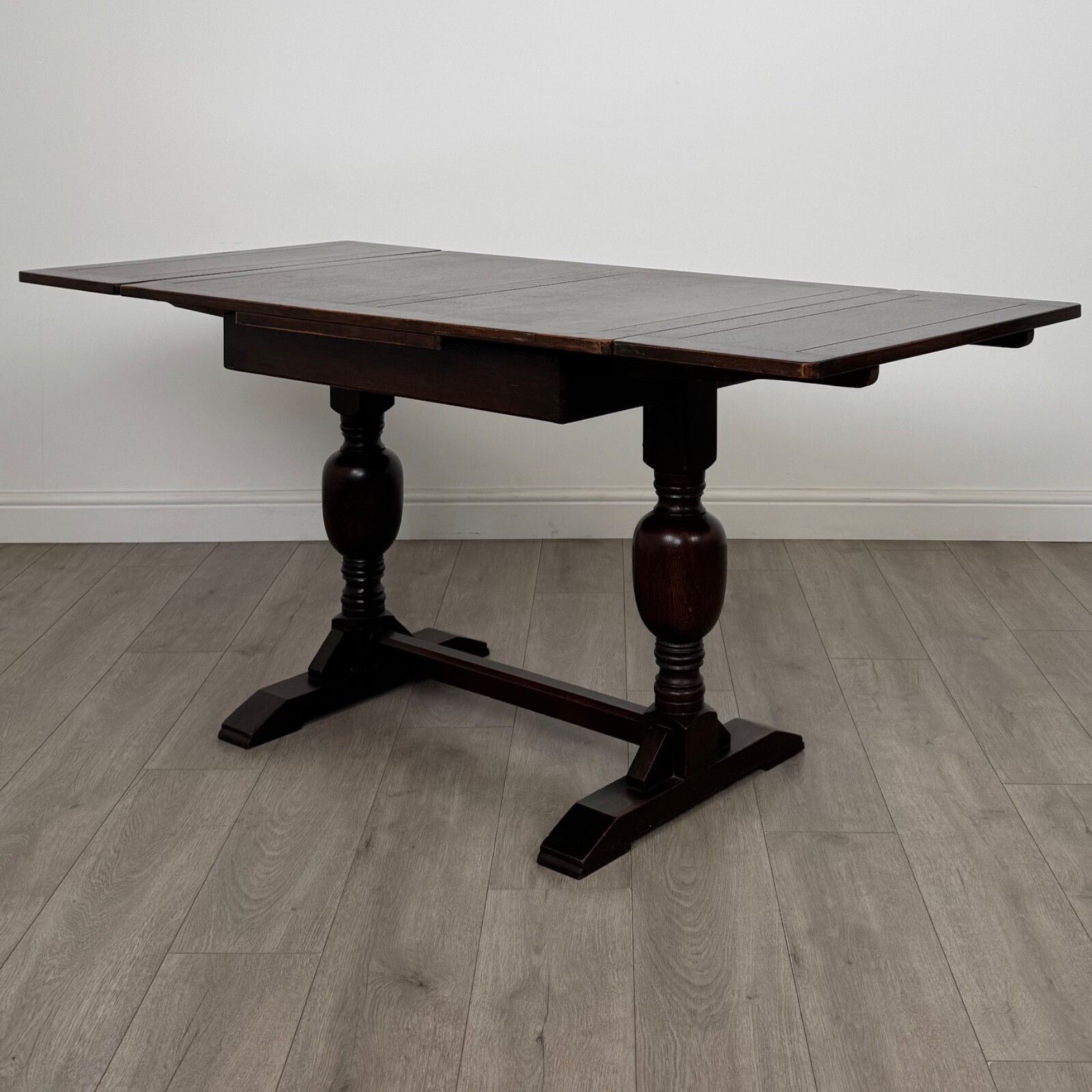 Antique 20th Century Dining Table With 4 Chairs In Oak photo furniture