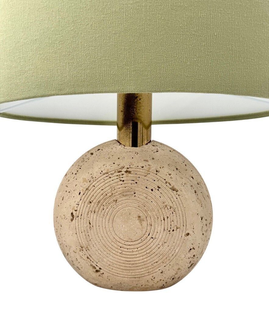 photo vinterior A Pair Of Circular Italian 1970s Travertine And Brass Lamps By Frattelli Manelli