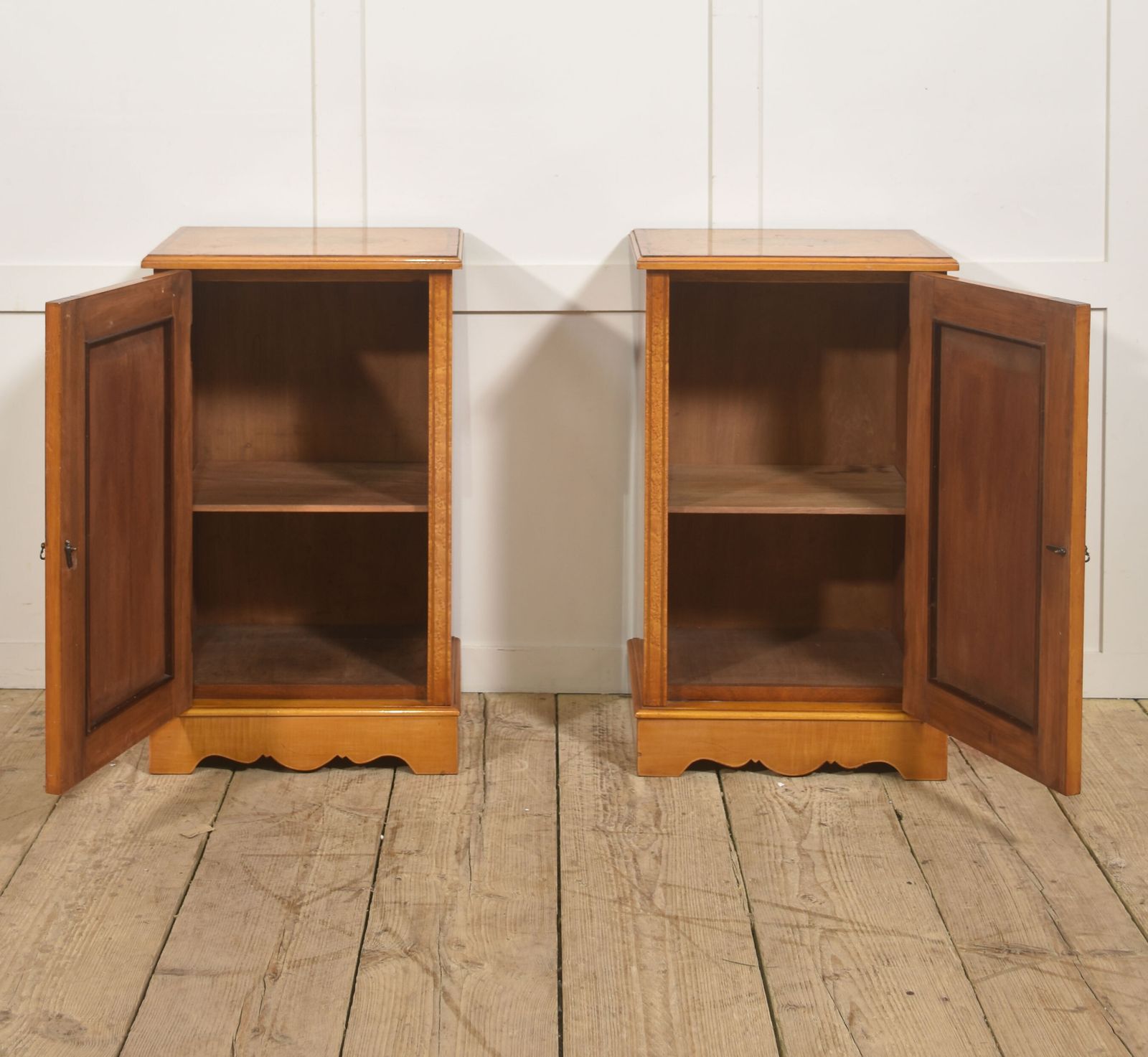 Pair Of Neo Classical Revival Marquetry Bedside Cabinets photo vintage
