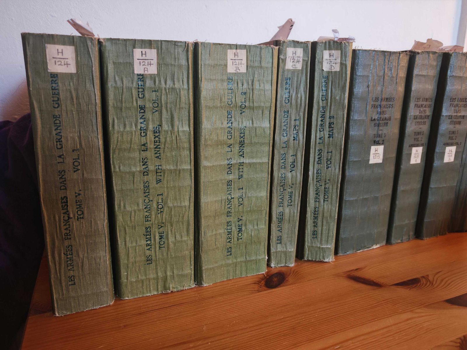 Antique "Les Armees Francaises Dans La Grande Guerre"   Tome V, Volume II, Entire Set   Gd To Vg Con   20s/30s   "Change In North And Northeast" photo for sale