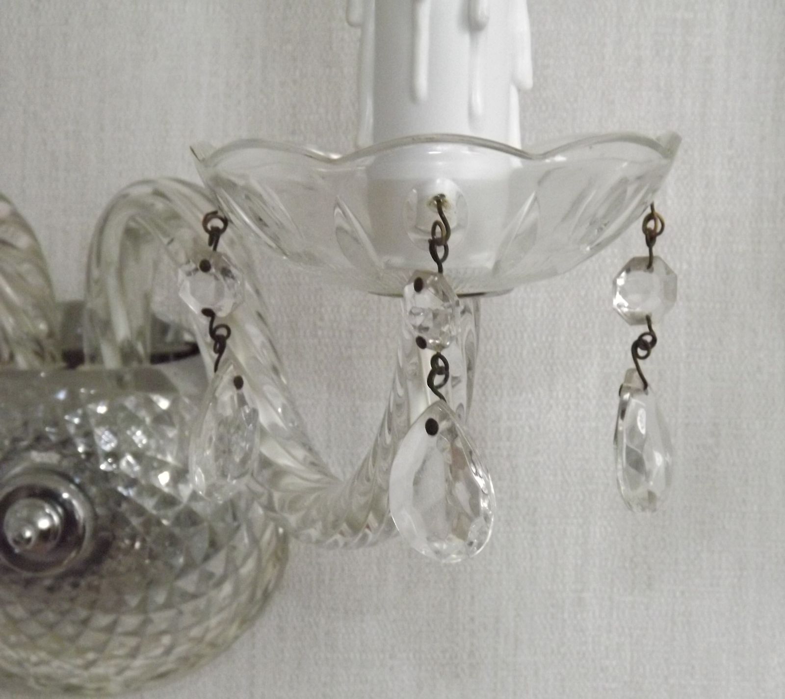 photo vinterior Pair French Vintage Double Crystal Wall Lights With Barley Twist Glass Arms