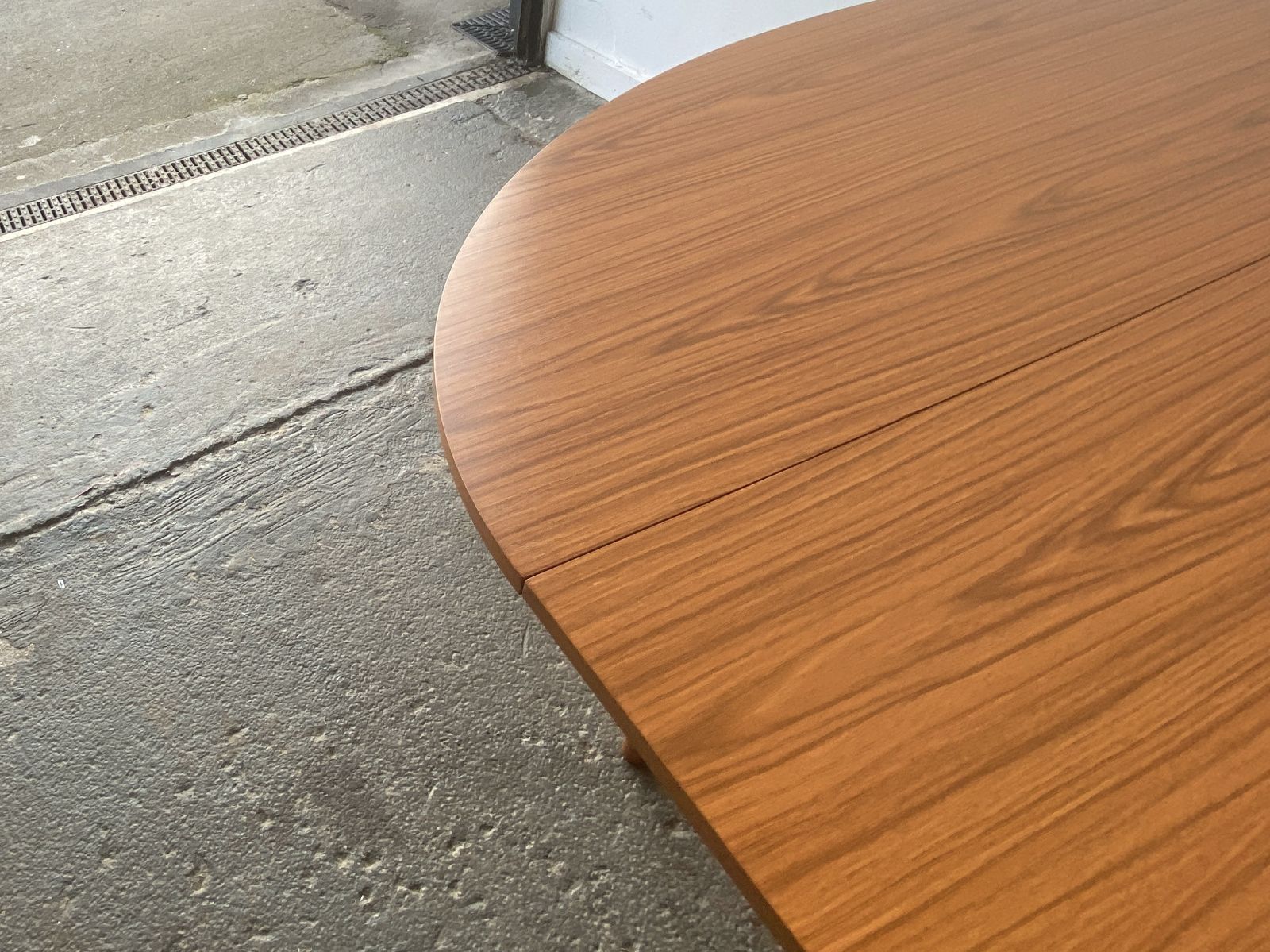 1960’s Mid Century Modern Extending Dining Table By Schrieber Furniture photo vintage