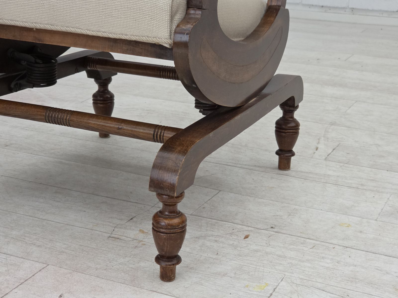 photo vinterior 1930s, Danish Highback Rocking Chair, Original Hand Woven Wool, Ash Wood.
