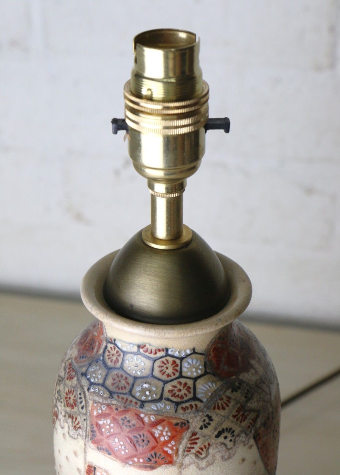 Table Lamp Antique Japanese Satsuma Vase Ceramic Lamp Wooden Base Mounted photo for sale