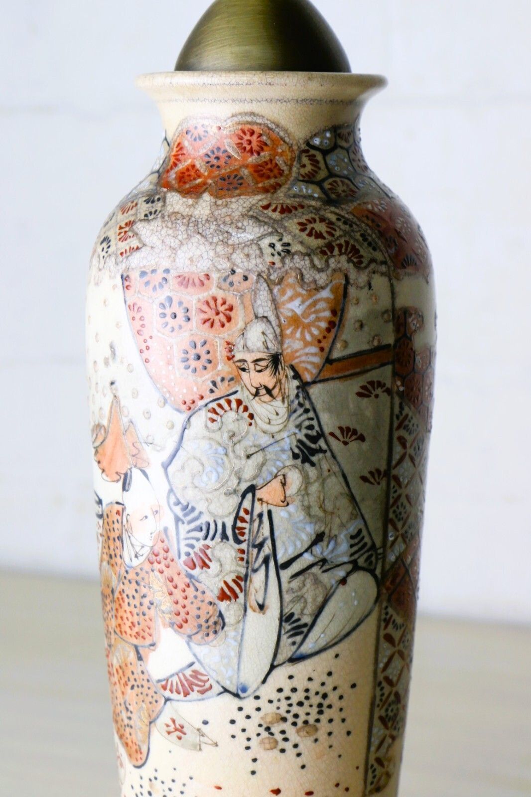 Table Lamp Antique Japanese Satsuma Vase Ceramic Lamp Wooden Base Mounted photo 90.0