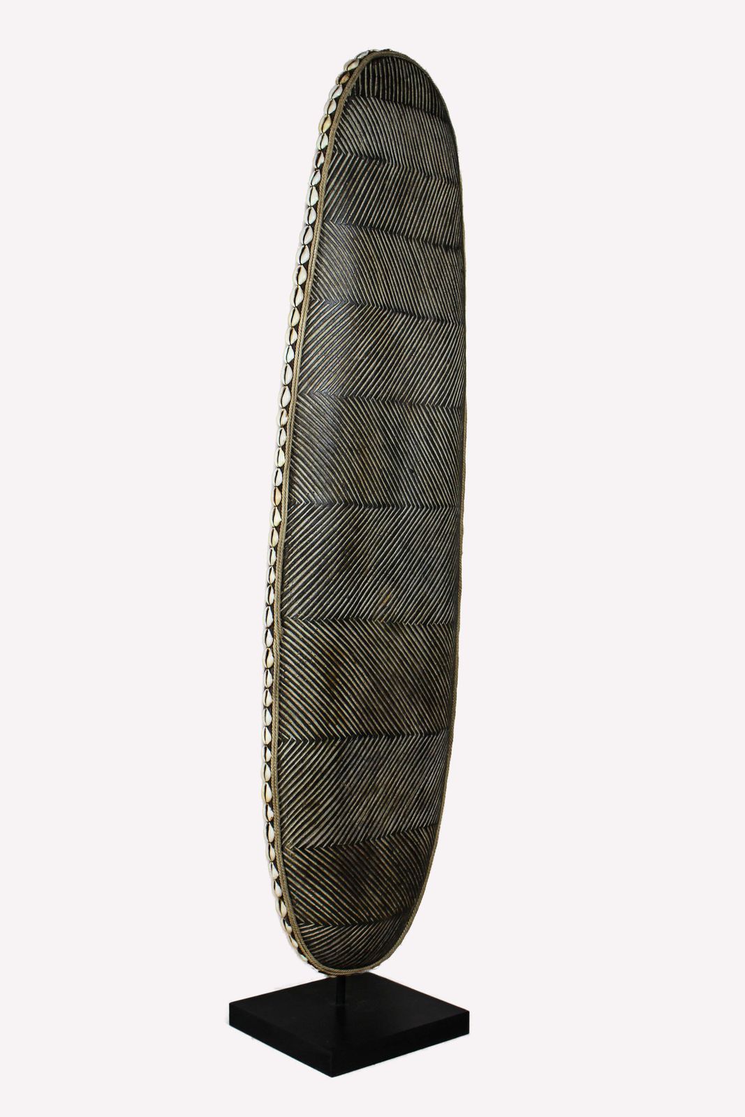 Bamun Shield Oblong   Cameroon   99.1 photo furniture
