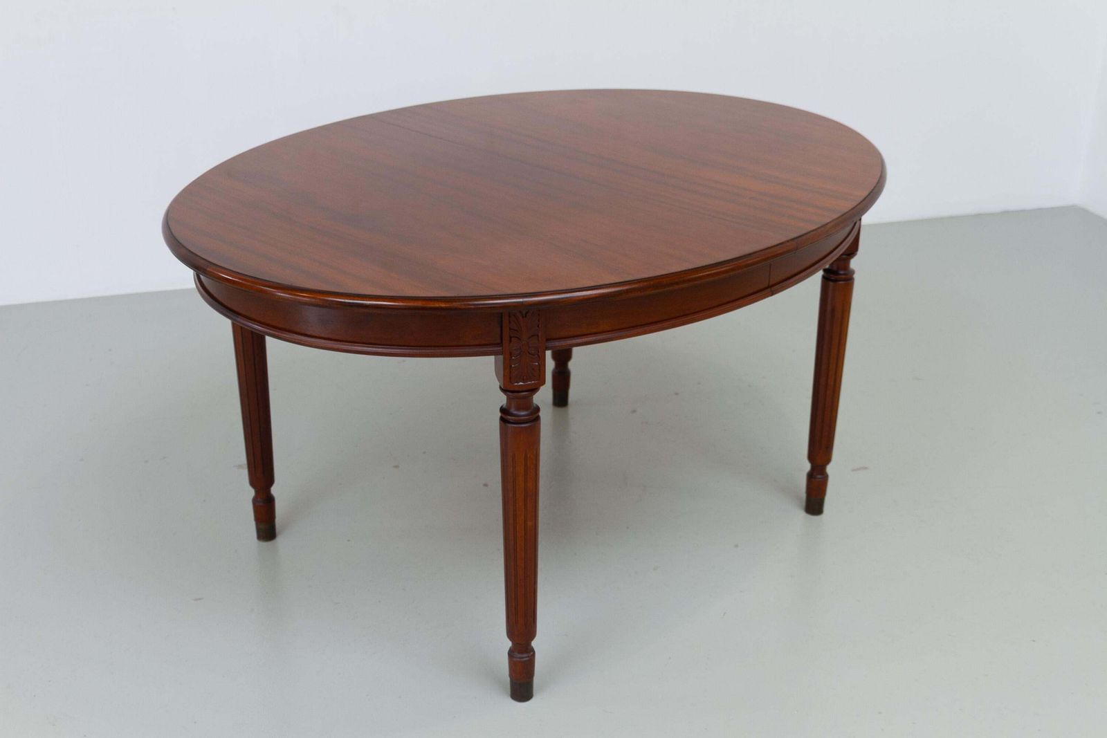 Danish Hepplewhite Oval Mahogany Dining Table By Farre Møbelfabrik, 1970s. photo for sale