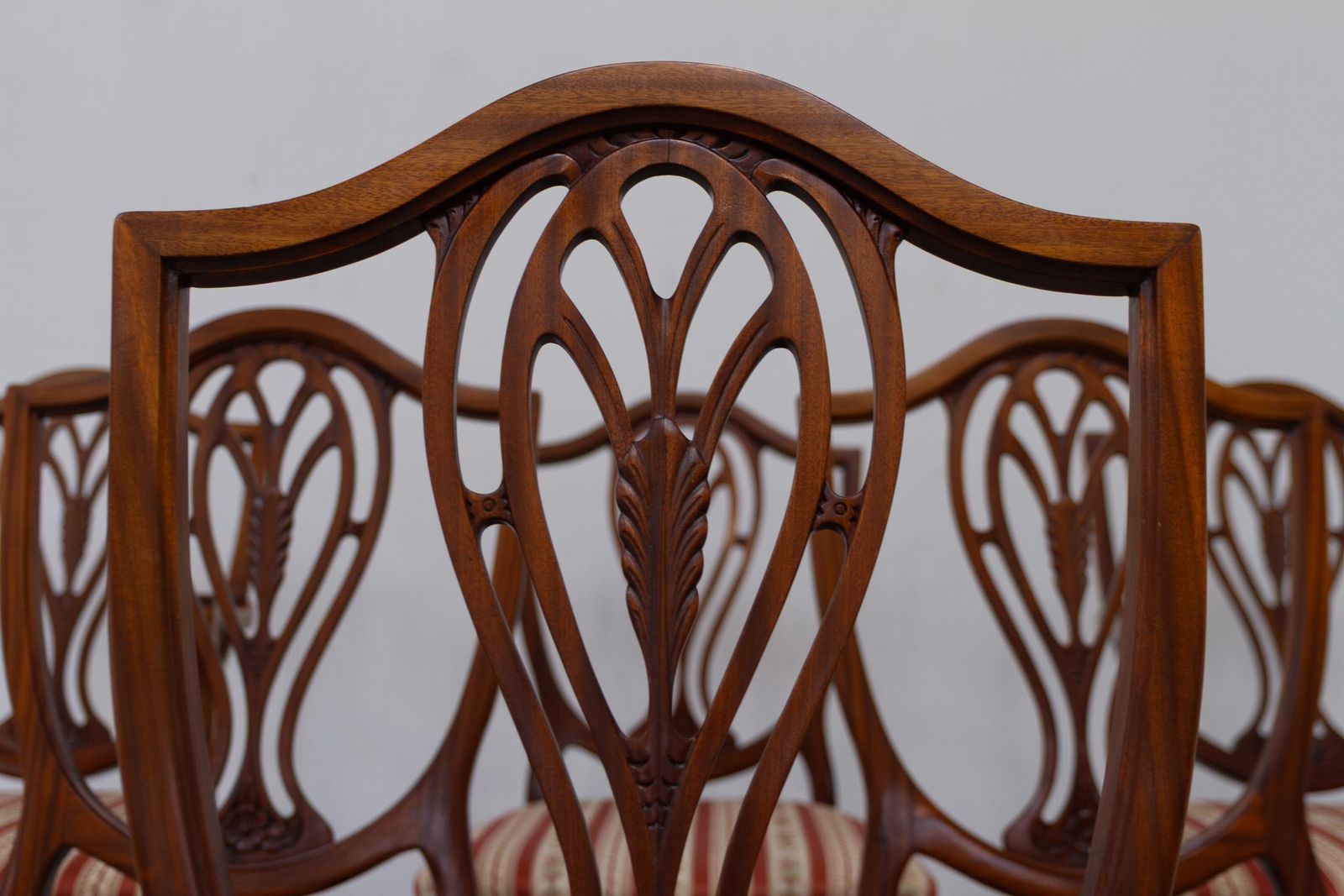 Danish Hepplewhite Mahogany Dining Chairs By Farre Møbelfabrik, 1970s. Set Of 6. photo vintage
