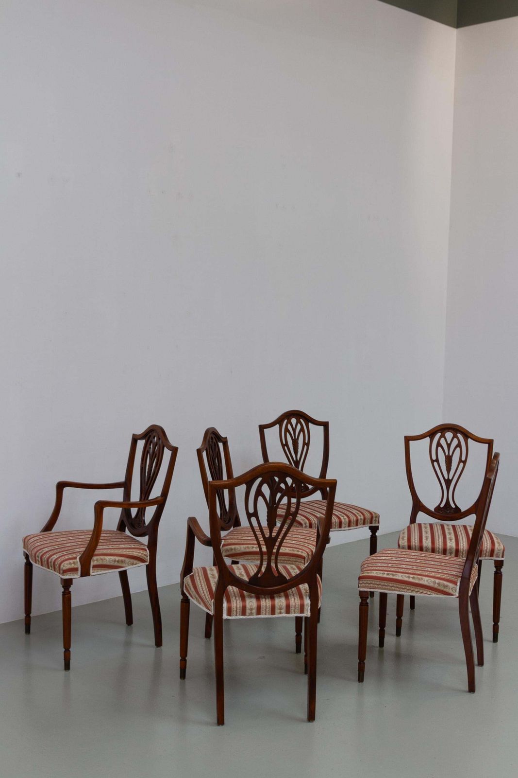 photo buy Danish Hepplewhite Mahogany Dining Chairs By Farre Møbelfabrik, 1970s. Set Of 6.