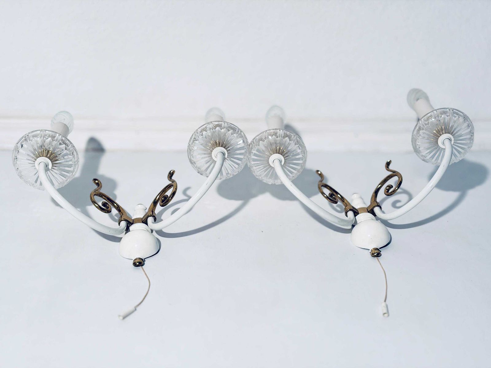 Two Vintage Wall Lamps With Candle Chandelier Motif Arms White Brass / Elegant Decor photo buy