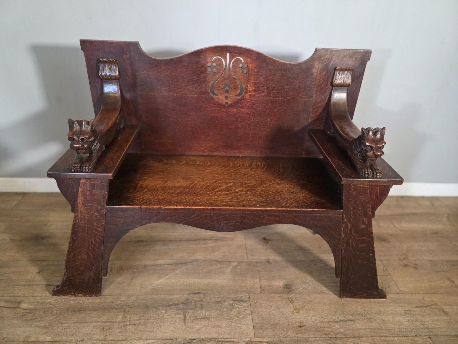 Antique Scottish Oak Arts & Crafts Bench From Wylie Lockhead Manufacturers 1900s photo for sale