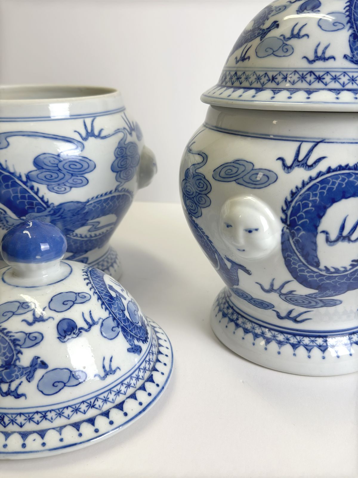 Pair Of Blue And White Porcelain Ginger Jars With Dragon Motif, Qing Style photo furniture