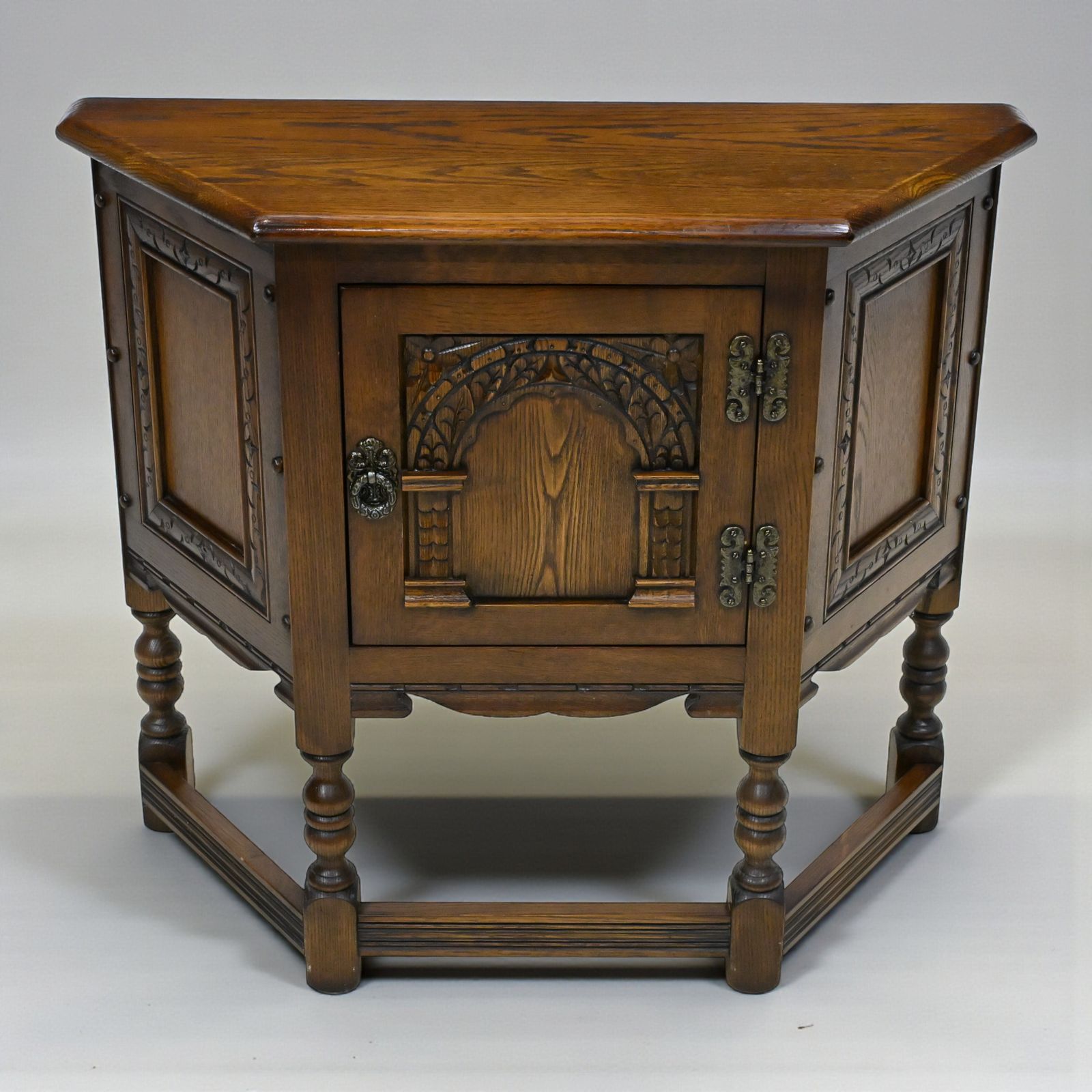 Old Charm Canted Hall Table Light Oak Finish Free Uk Delivery*