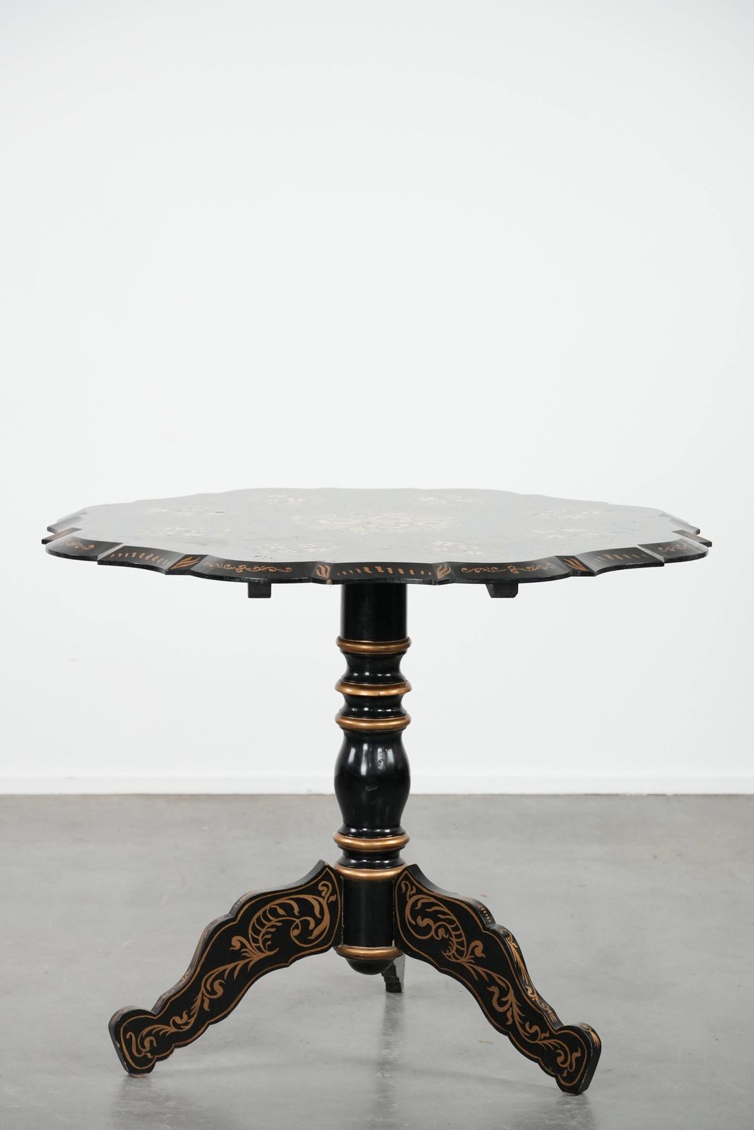 Stunning Antique English Hand Painted Floral Tilt Top Table From The Late 19th Century. photo buy