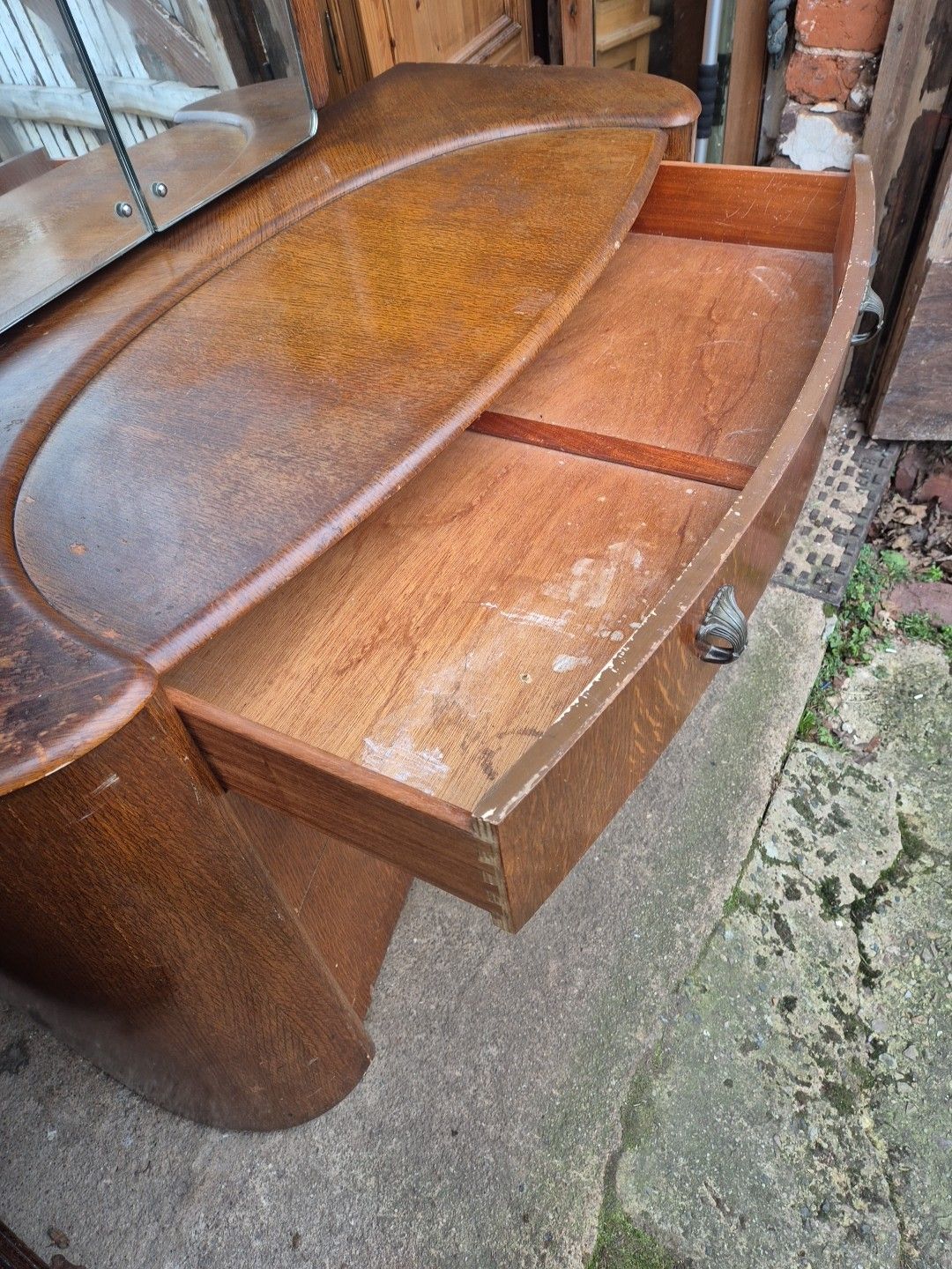 Furniture Vintage Bow Fronted Dressing Table / Chest Of 3 Drawers With Hidden Shelves photo