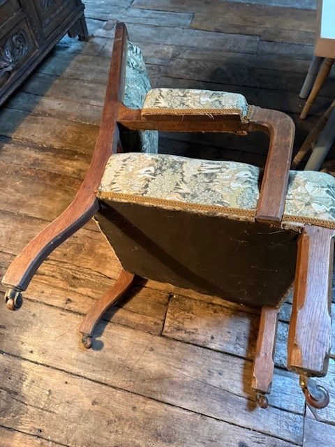 1900's Arts And Crafts Oak Framed Monogramed (Cnh) Upholstered Chair photo for sale