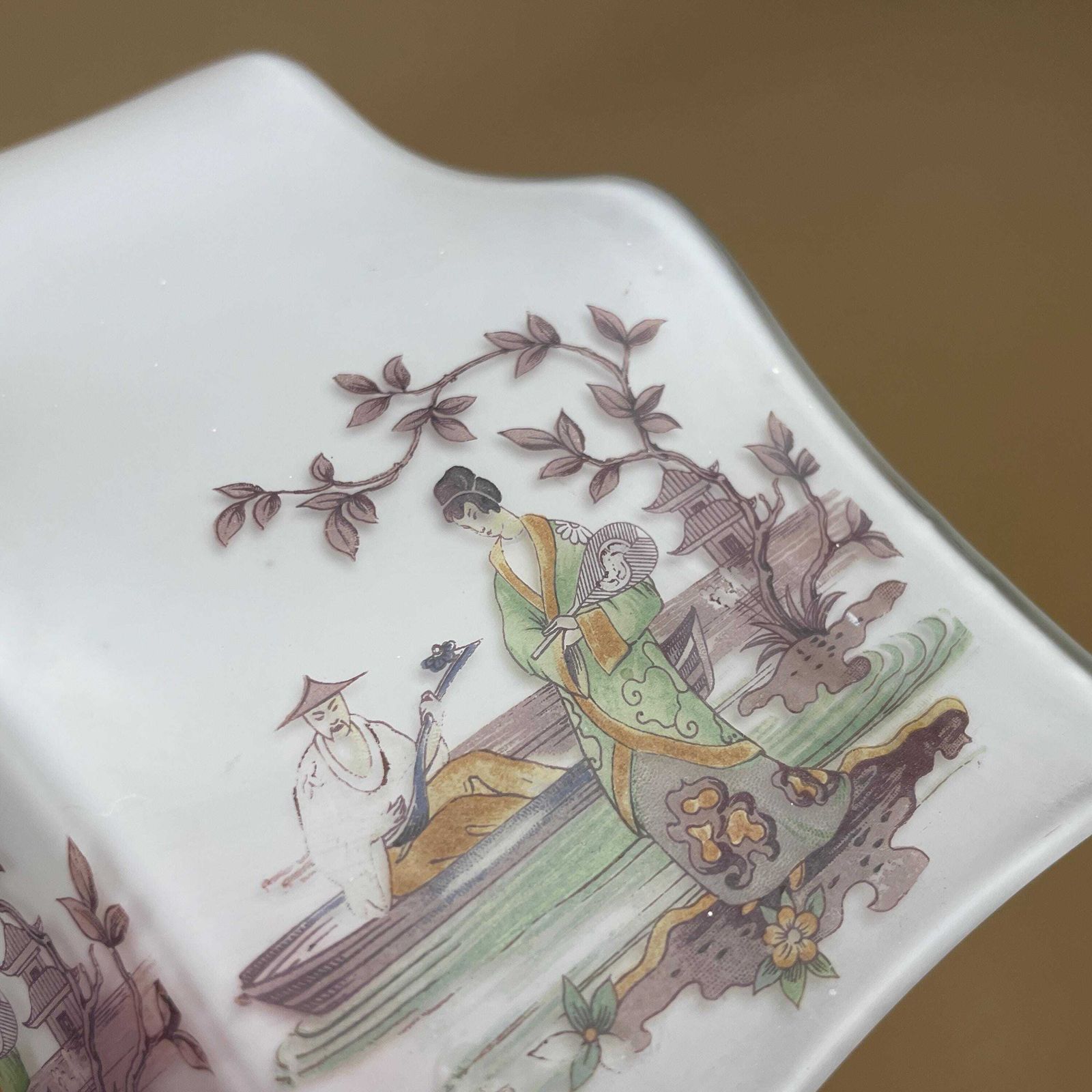 photo for sale Oriental Japanese Lampshade Glass Lamp Shade Light Bedside Table Floral Figures Design Pattern White Antique Vintage Patterned