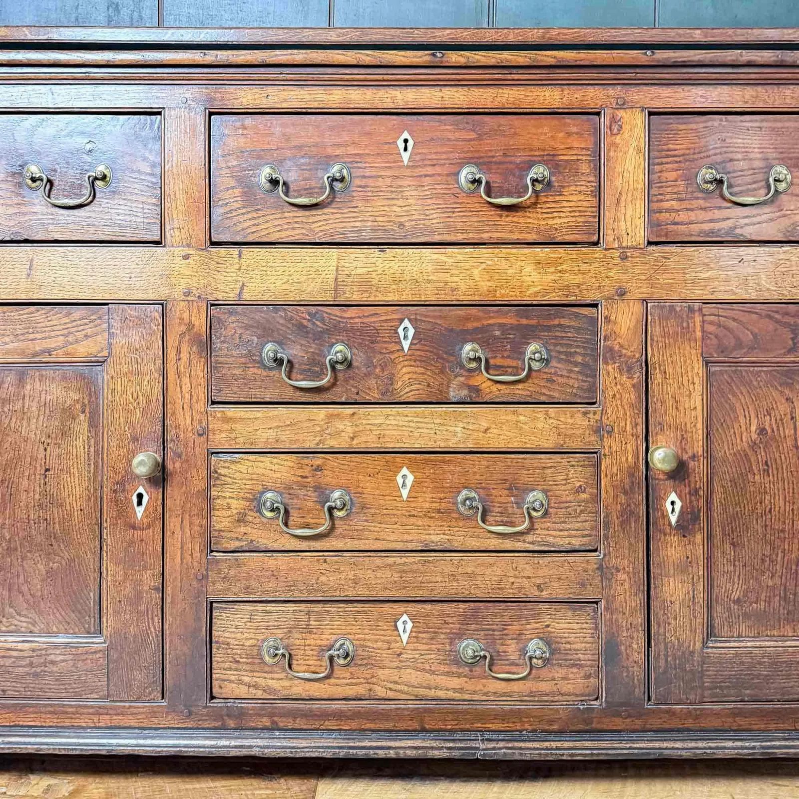 Georgian Elm And Oak Dresser photo 2985.0