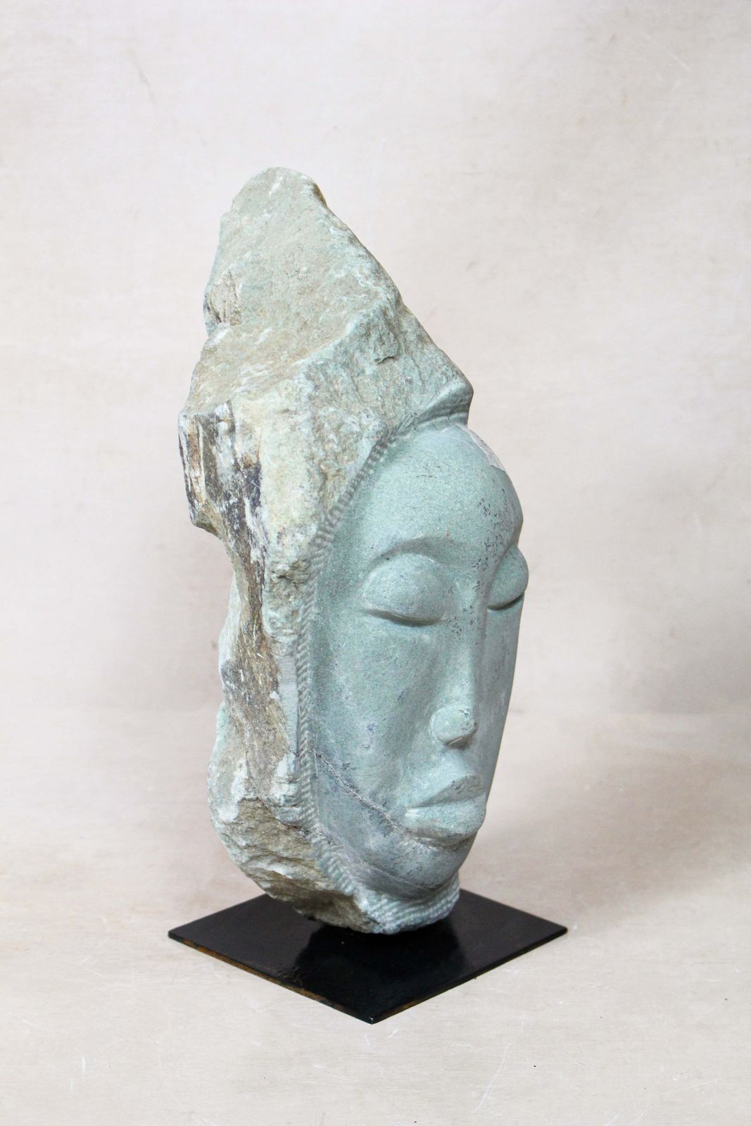 Stone Head Sculpture By Rizimu Chiwawa Zimbabwe 31.14 photo for sale