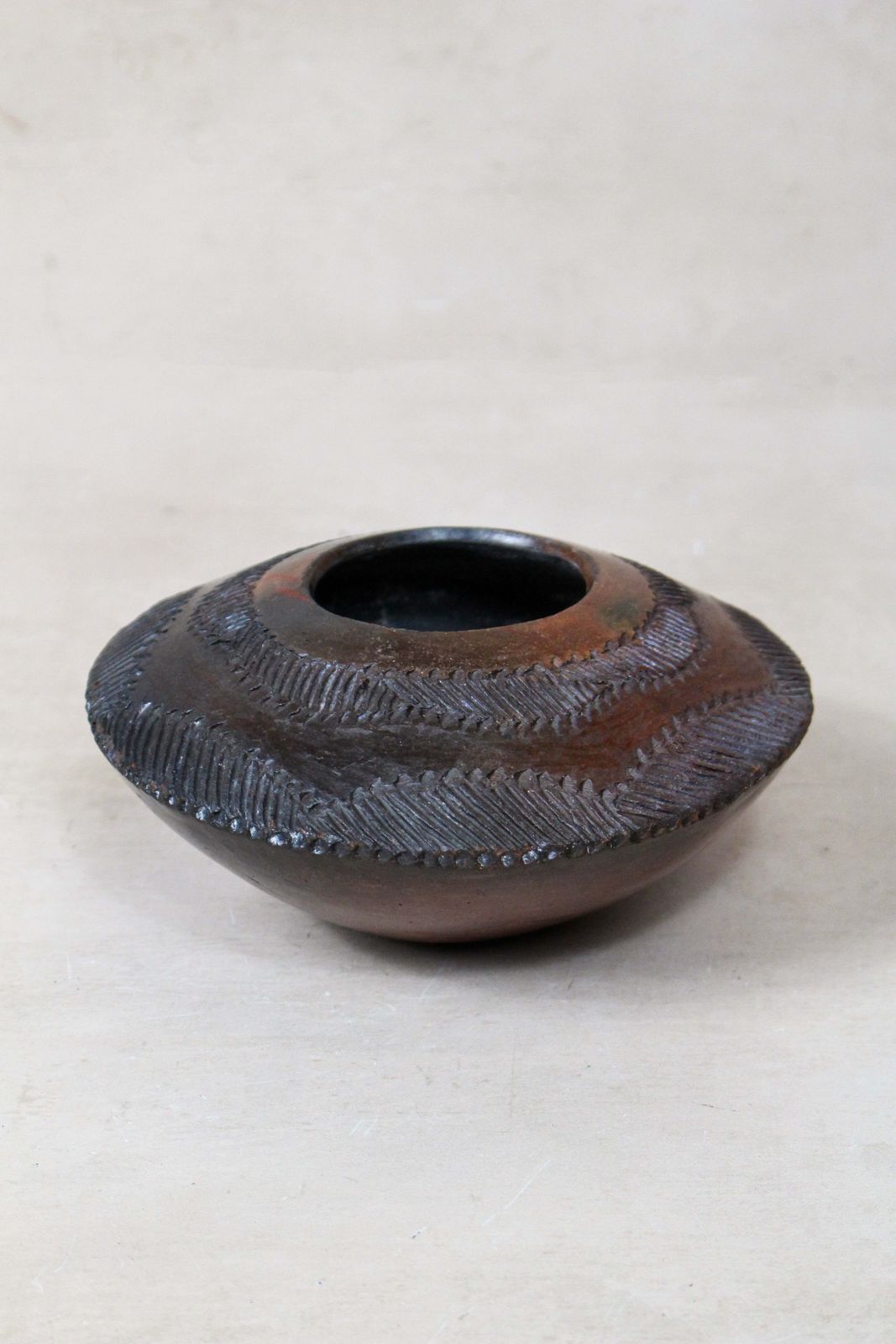 Zulu Pot   169.1, African photo for sale