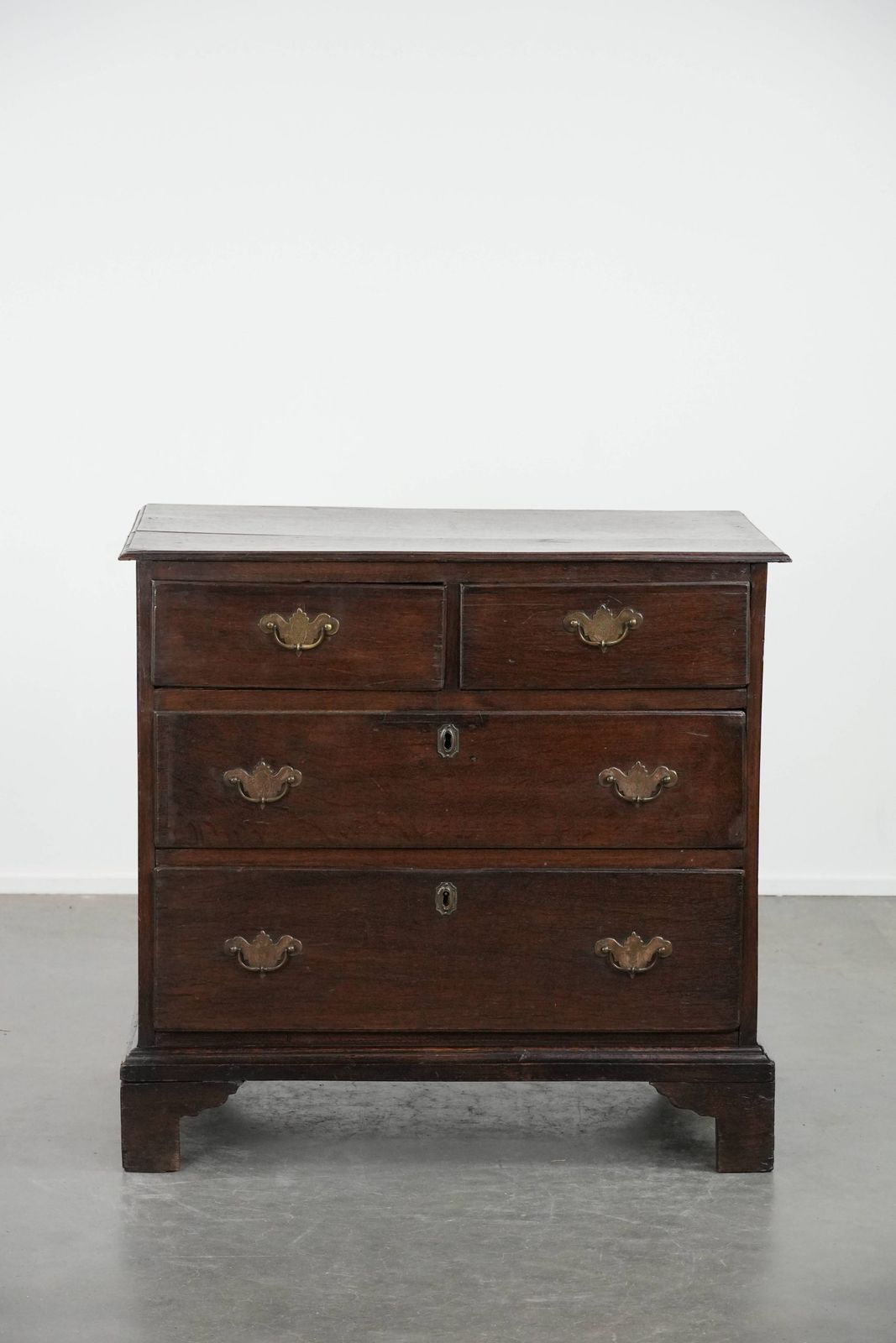Subtle English Antique Oak Chest Of Drawers From The 18th Century In A Nice Modest Size With A Beautiful Patina photo furniture