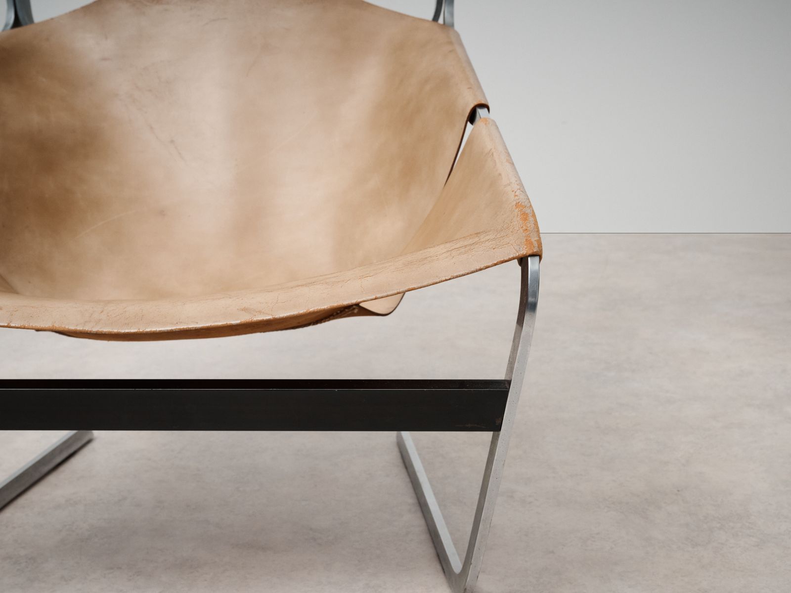 Pierre Paulin For Artifort 'F 444' Easy Chair In Cognac Leather Netherlands, 1960s photo vinterior
