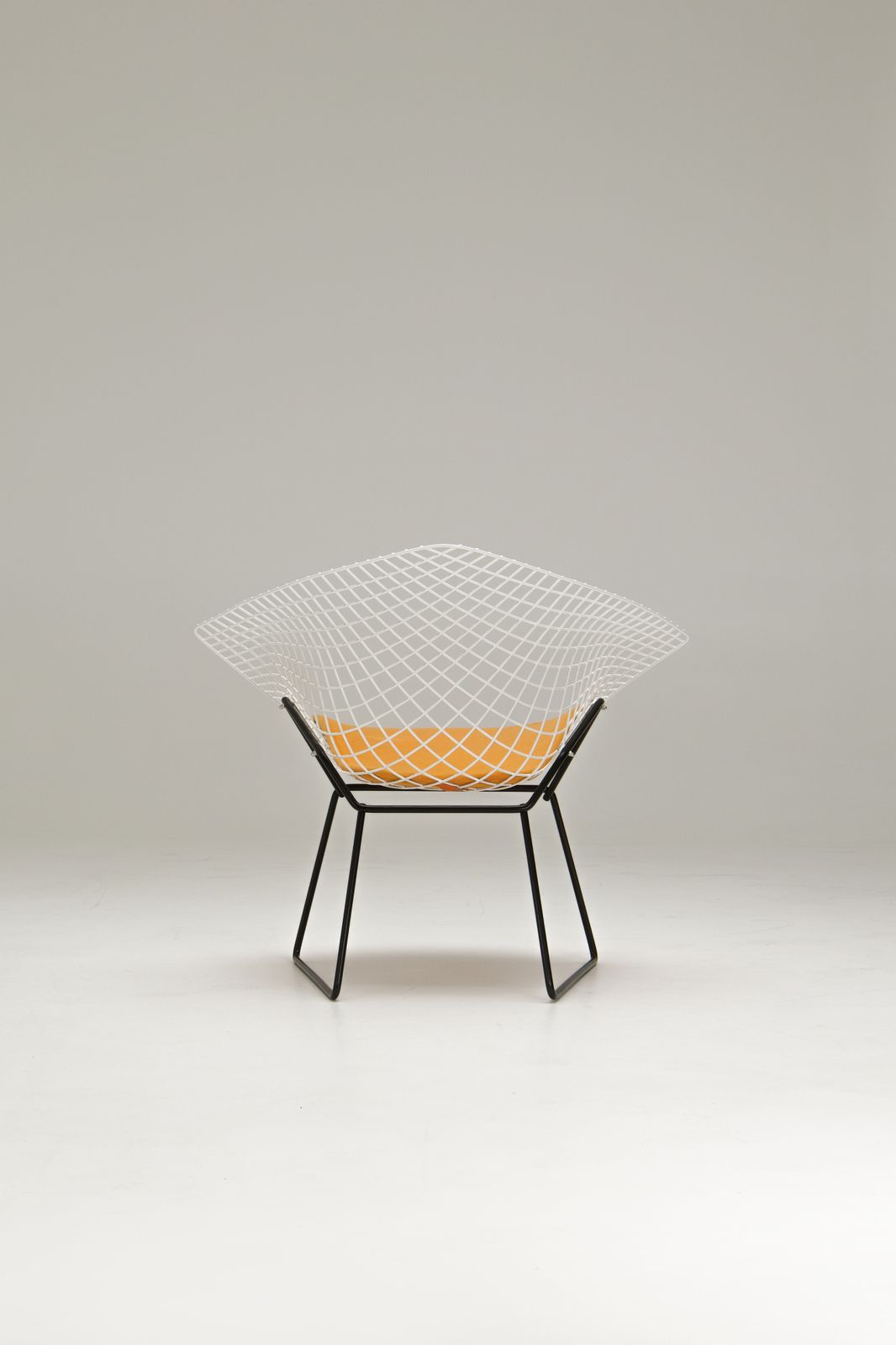 photo for sale Diamond Chair   Yellow Seatpad   Harry Bertoia