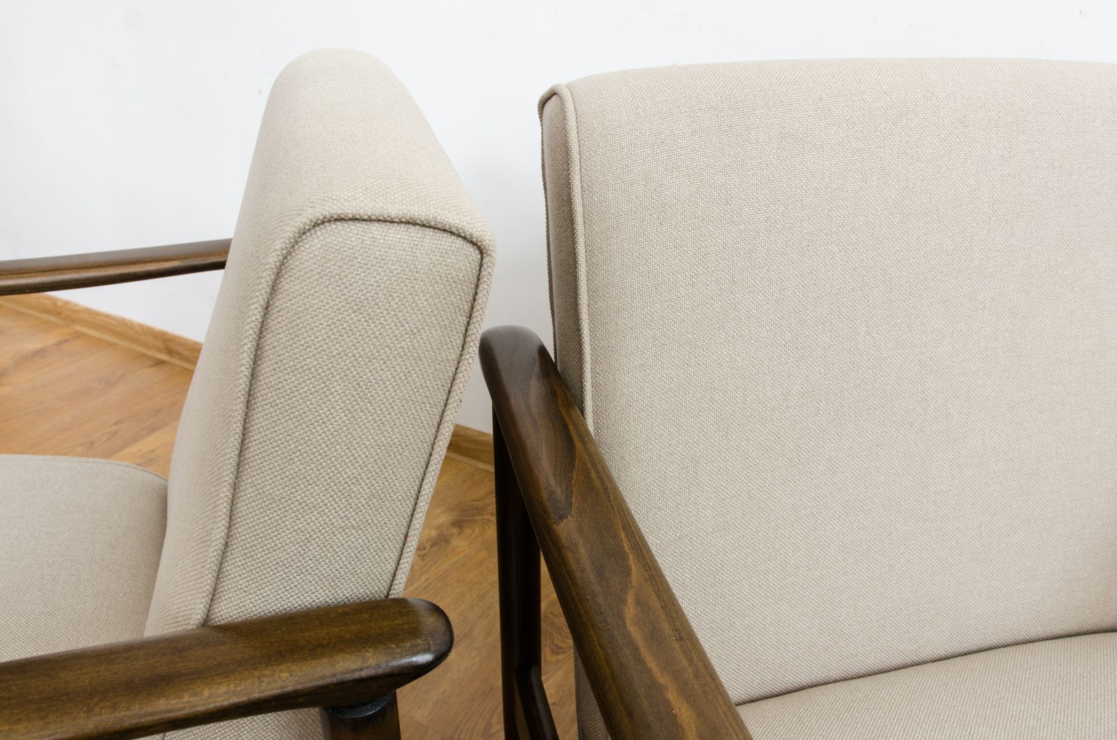 1000.0 Vintage Armchairs "Gfm 142" By Edmund Homa, Poland, 1960s, Set Of 2 photo